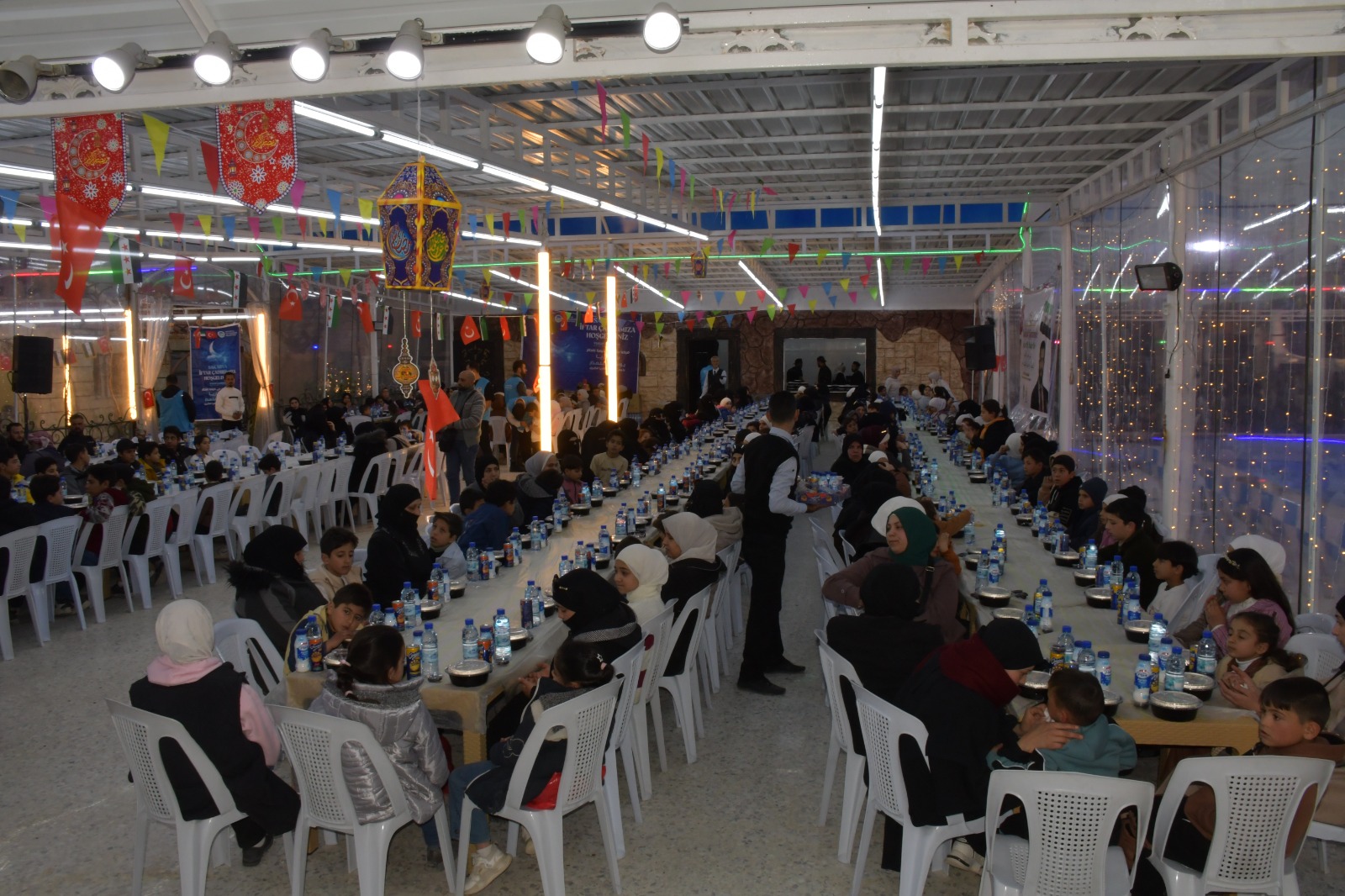 Sakarya’dan kardeş şehir Şam’da gönül sofraları