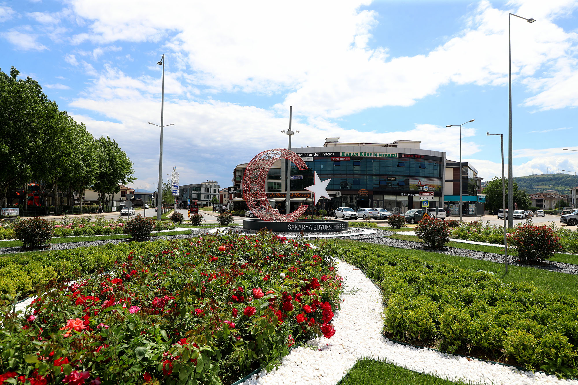 Köprübaşı Kavşağı’na estetik yüz
