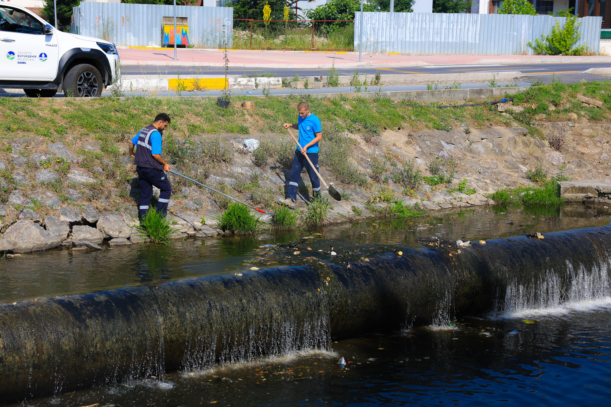 Çark Deresi’ndeki temizlik çalışmaları sıklaştırıldı