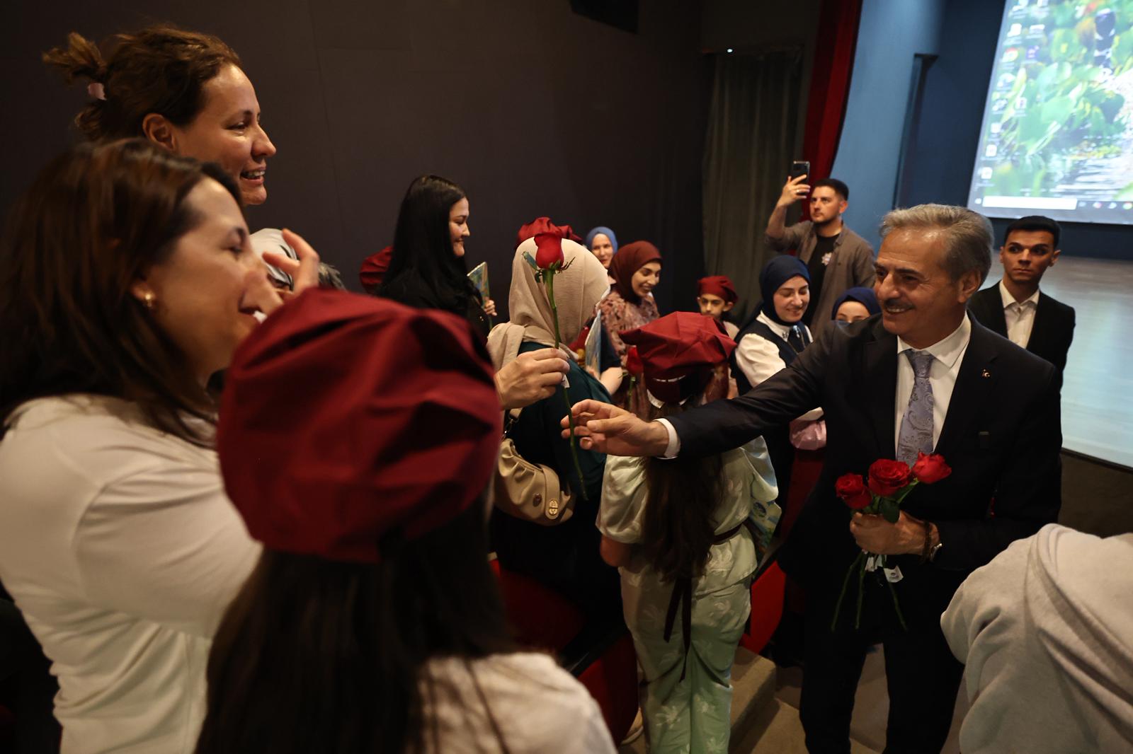 “Aile kurumunu güçlendirmeye devam edeceğiz”