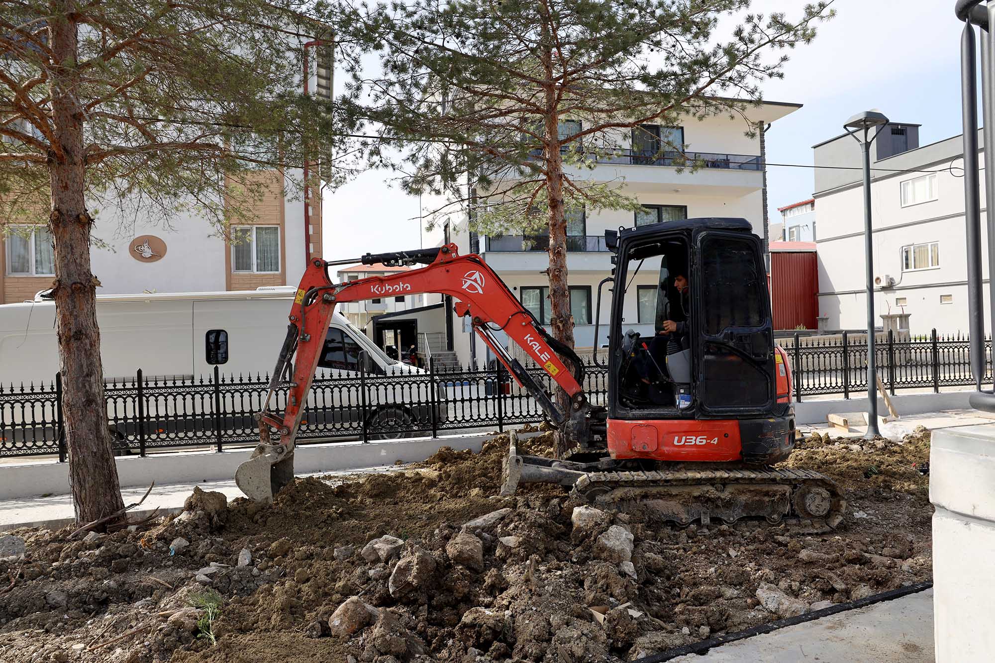 Kaynarca yeni buluşma noktasına kavuşuyor: Satranç alanı, ayak tenisi, tırmanma alanı, kaykay pisti…