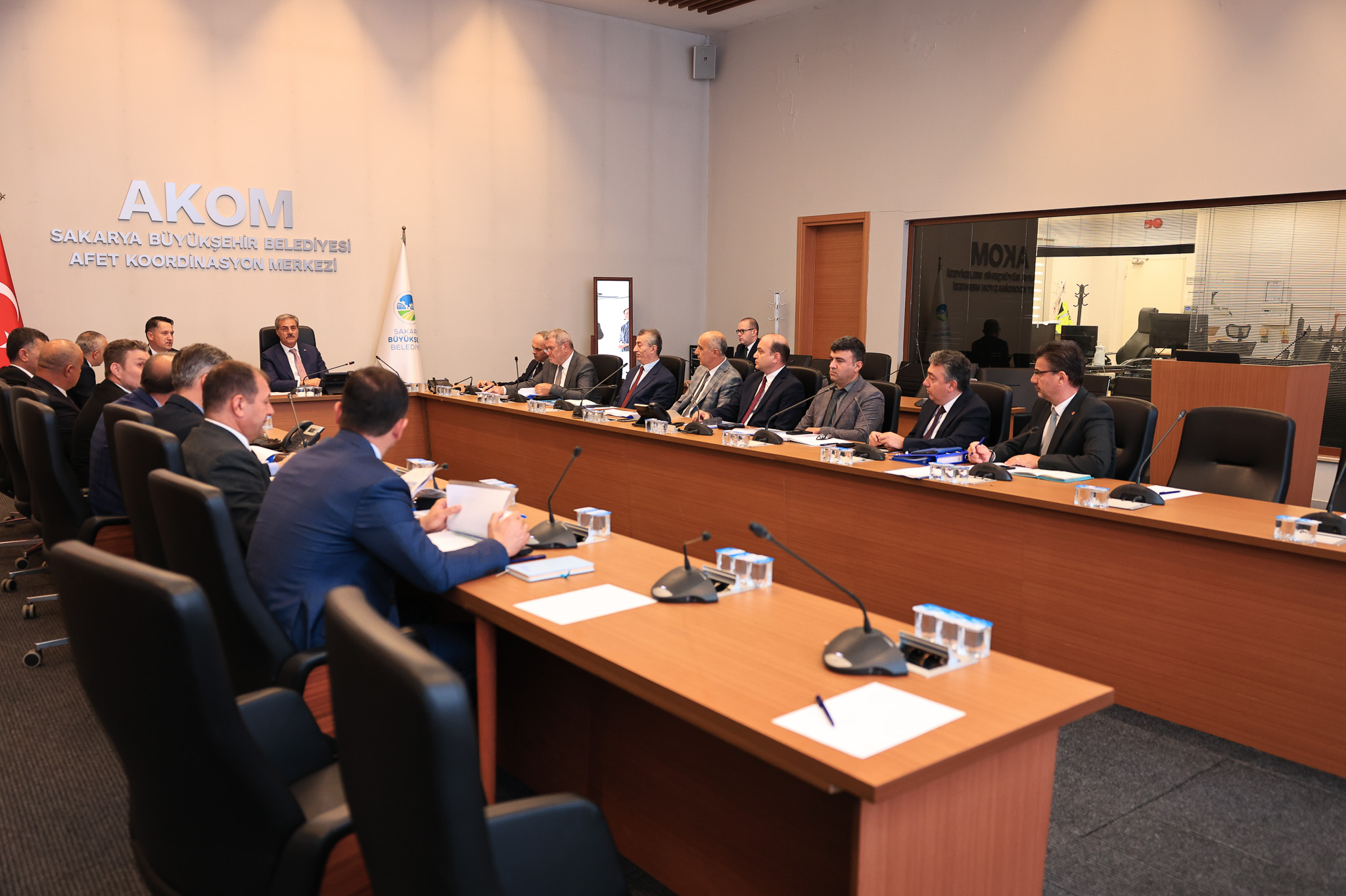 “Su kayıplarını minimuma indirecek, yeni kaynaklarla su geleceğimizi garanti altına alacağız”