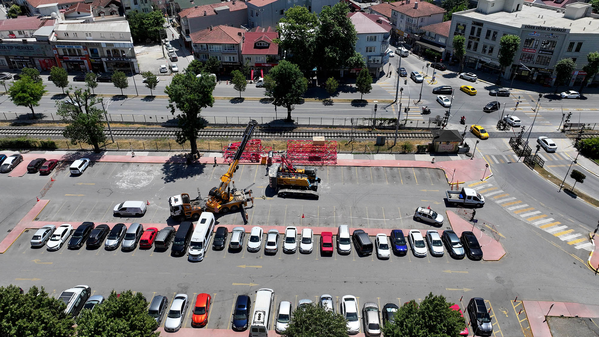 Sakarya’da tarihi gün: Dev vinçlerin kurulumu başladı 
