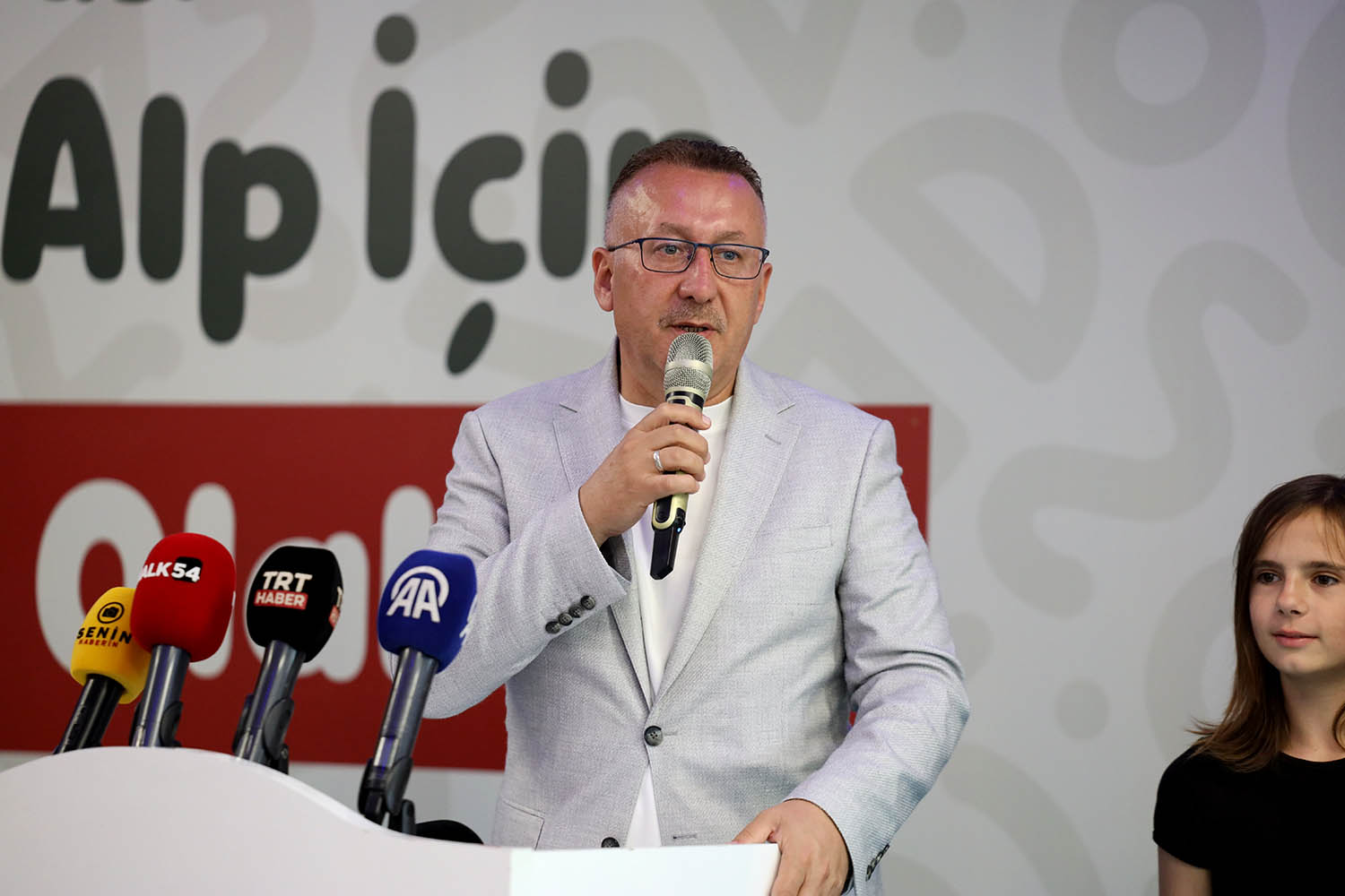 Yağız Alp için Sakarya’da tarihi birliktelik: Şehrin hayırseverleri tam 9 milyon TL bağışladı
