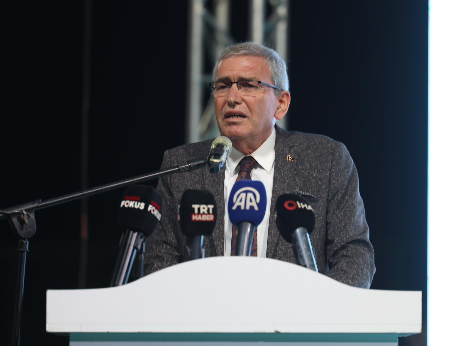 Sakarya’da spor için yeni dönem, büyük destek: “Yeni yıldızlar ve şampiyonlar yine bu şehirden çıkacak