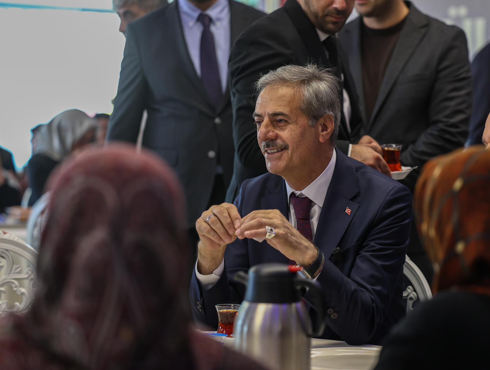 Hiçbir zaman yalnız değilsiniz ve biz de sizin duanızla güçlüyüz