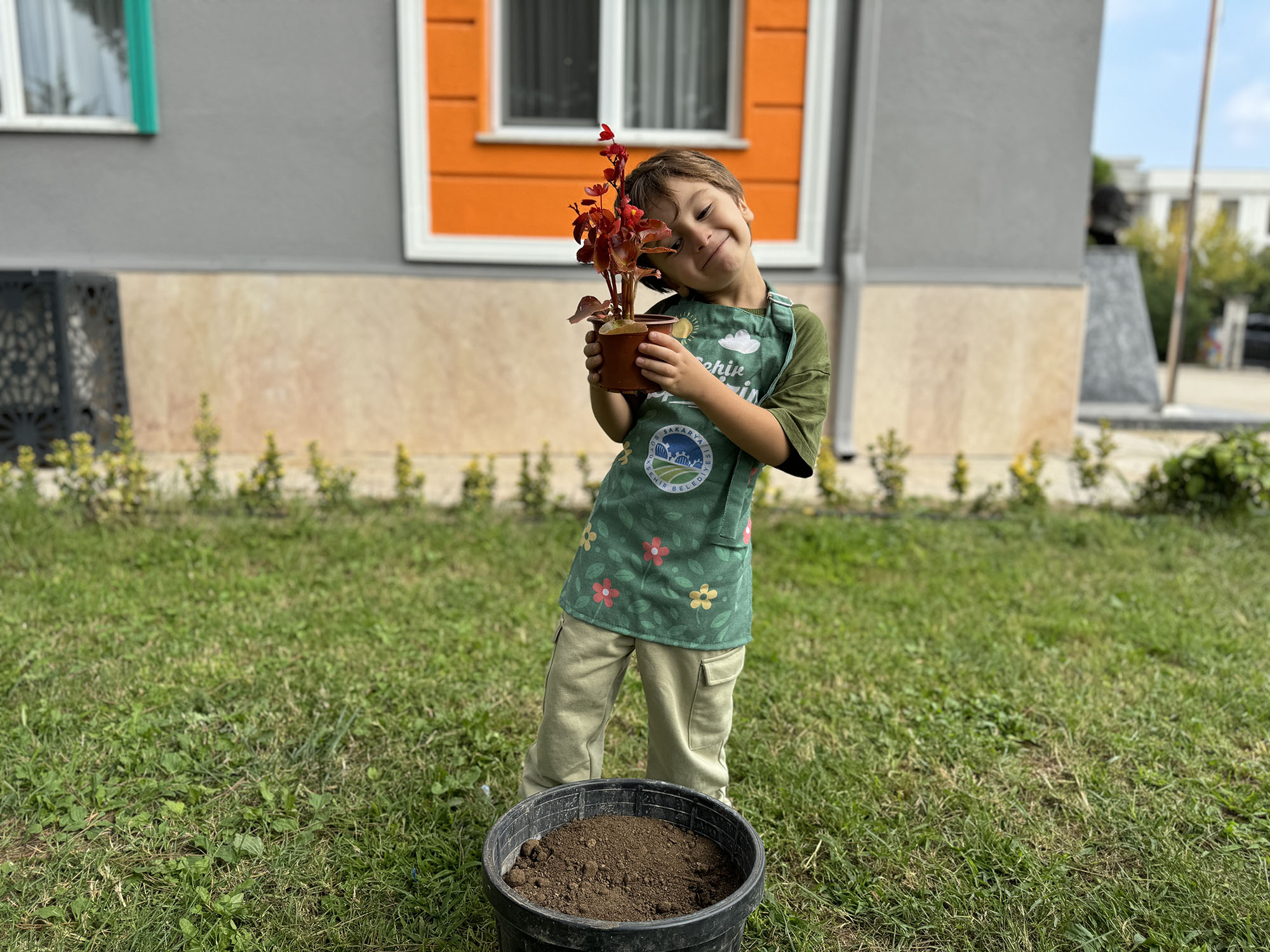 Doğa sevgisi minik kalplerde filizleniyor