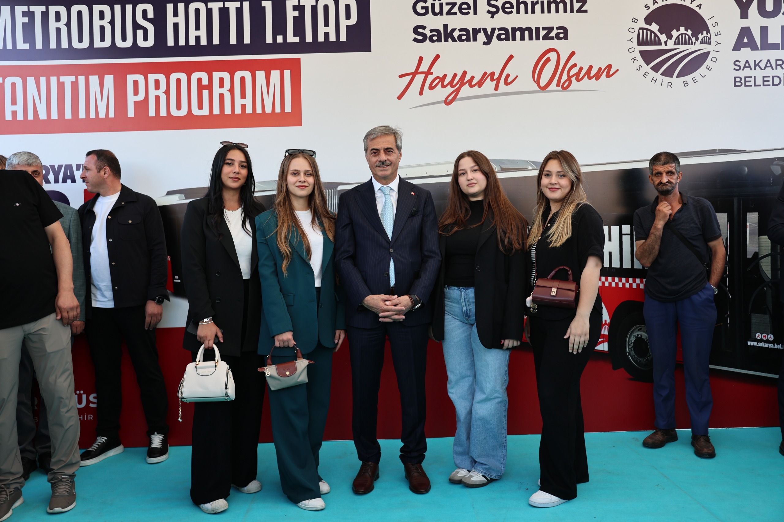 Metrobüsler Yusuf Alemdar’ın söz verdiği tarihte Sakarya yollarında