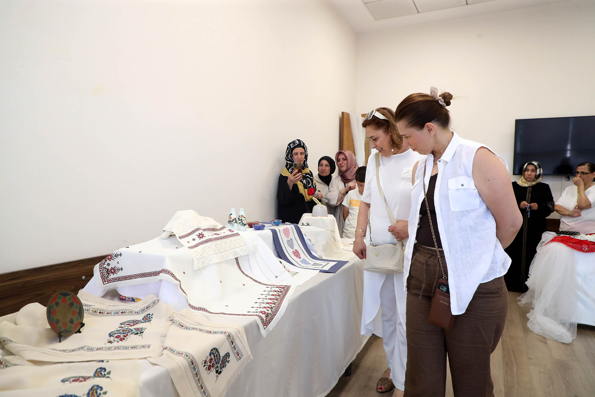 Sapanca SAMEK’te yılsonu sergisi heyecanı yaşandı