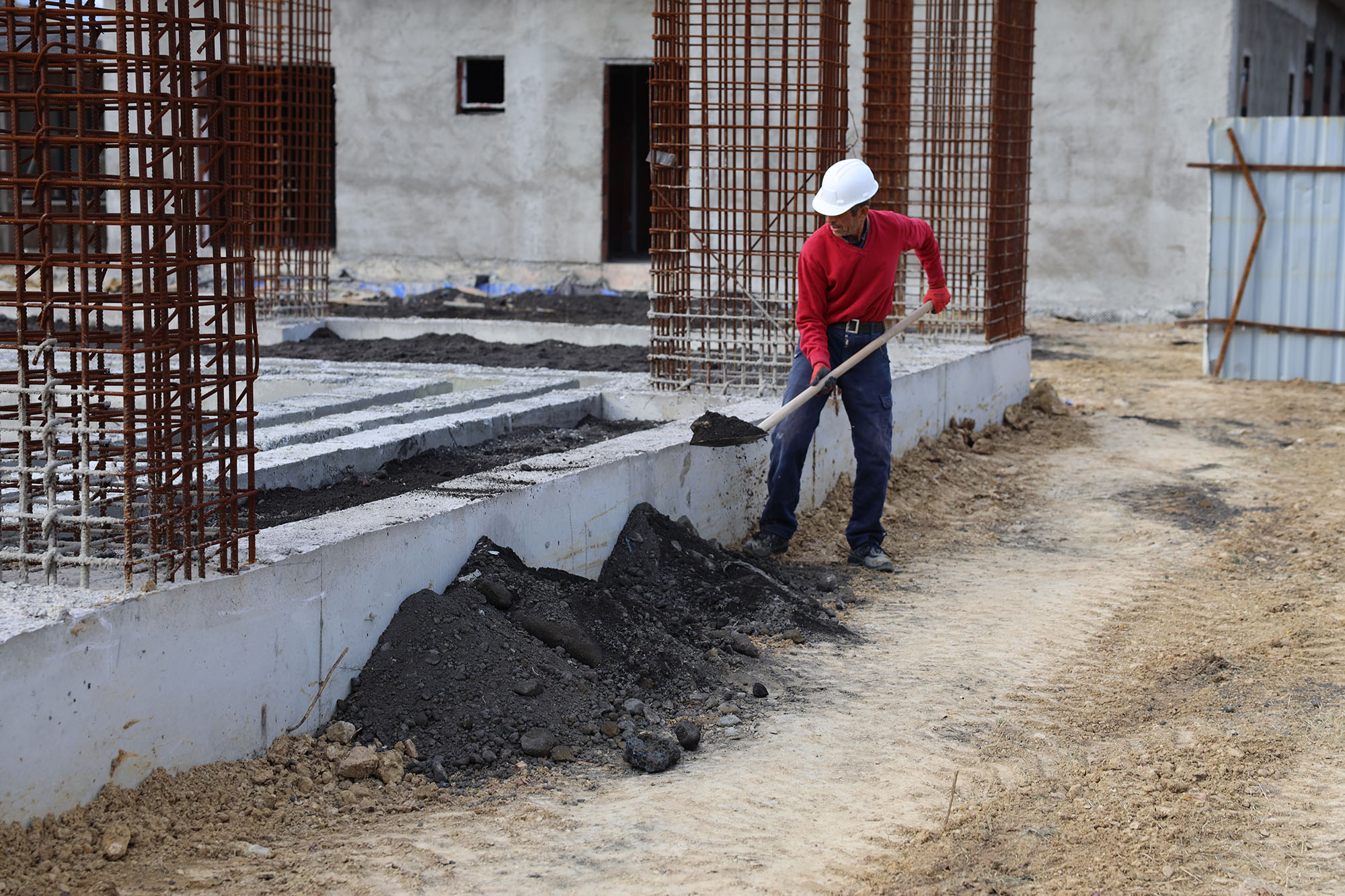 Arifiye yüzme havuzu ve gençlik merkezine kavuşuyor: Binlerce gencin sabırsızlıkla beklediği projede son durum