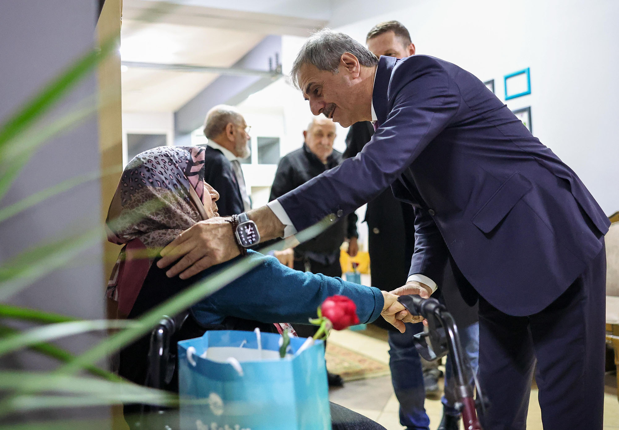 Yusuf Alemdar’dan eli öpülesi büyüklere anlamlı ziyaret: “Tecrübelerinizle bize daima yol gösterici oldunuz”