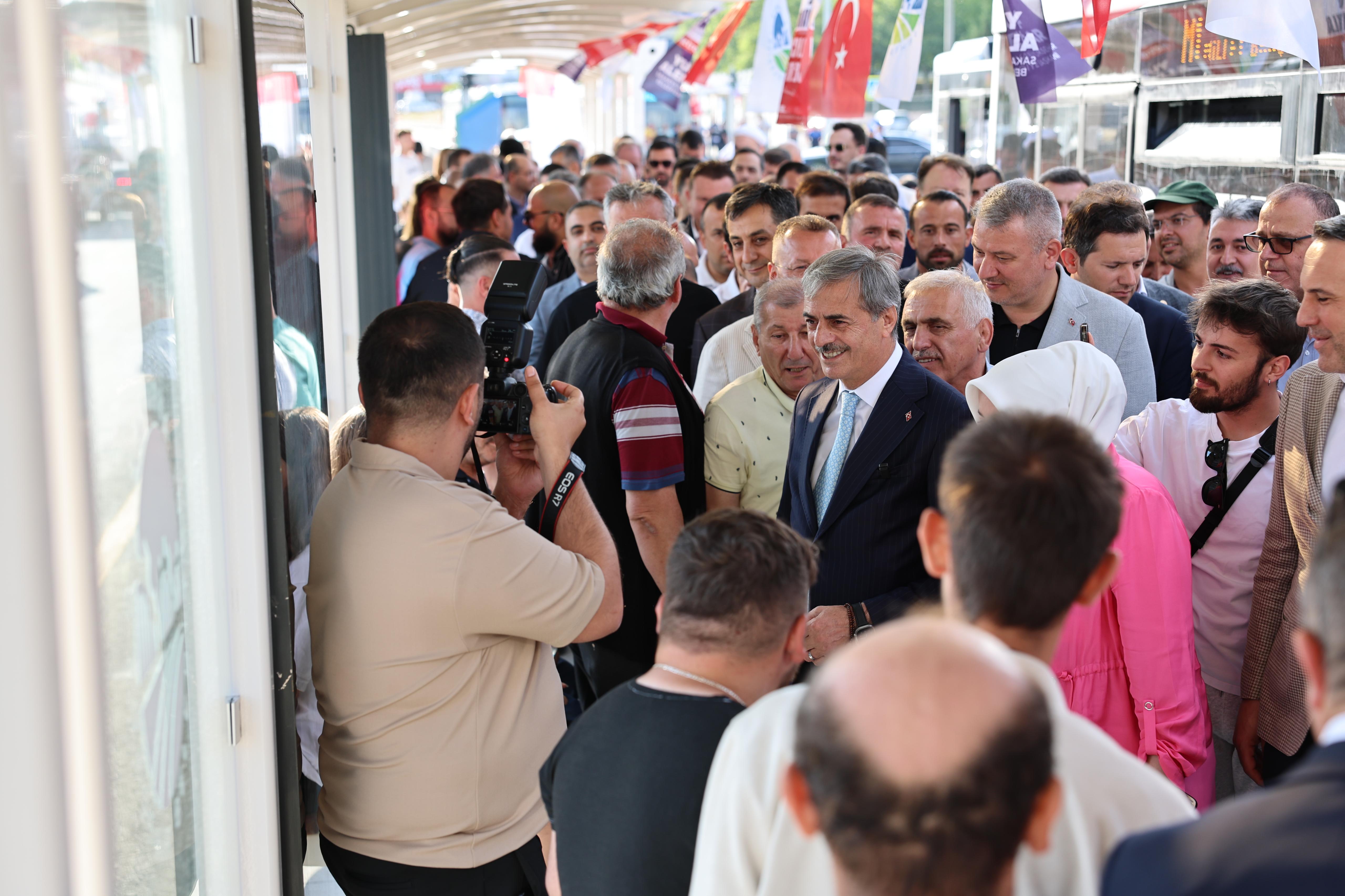 Metrobüsler Yusuf Alemdar’ın söz verdiği tarihte Sakarya yollarında