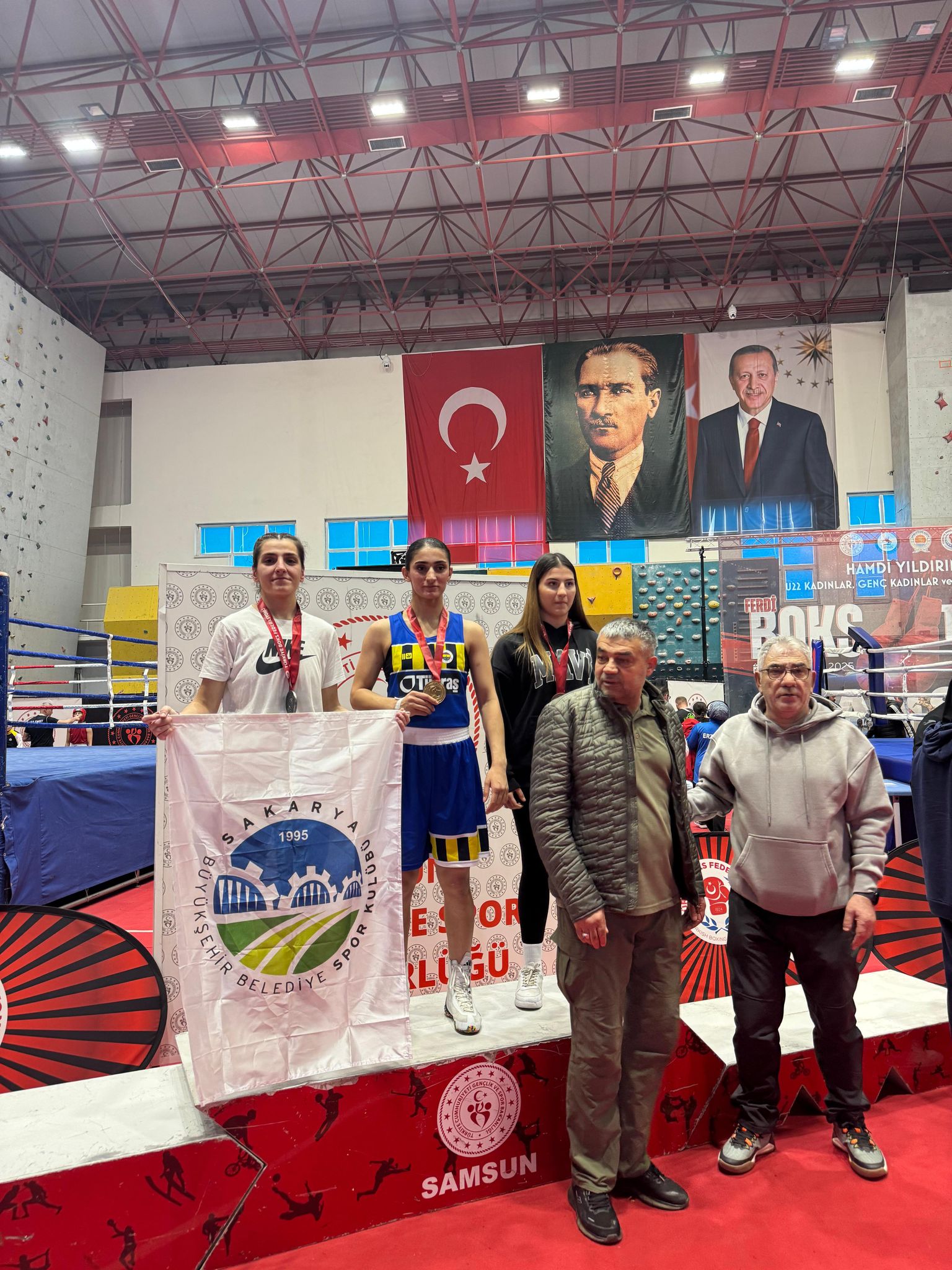 Büyükşehir sporcusu Ece’den gururlandıran başarı