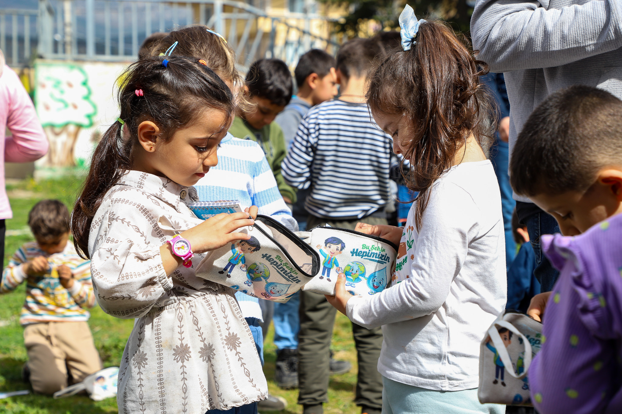 Şehrin yeni ‘Su Müfettişleri’ rozetlerini aldı