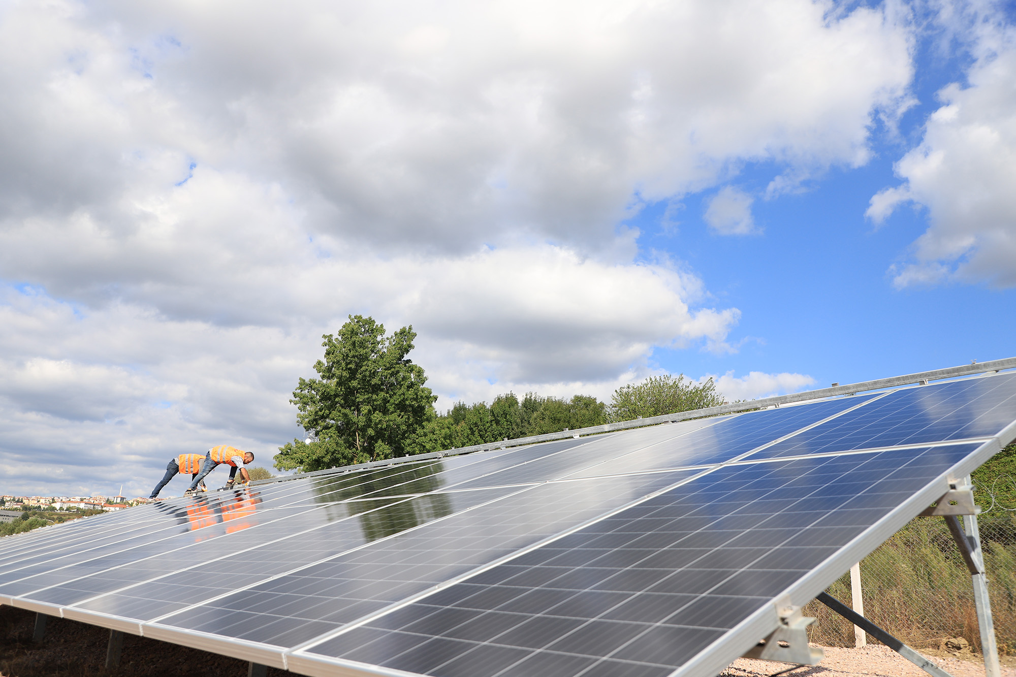 Büyükşehir yenilenebilir enerji ile yılın ilk altı ayında 77 Milyon TL gelir sağladı