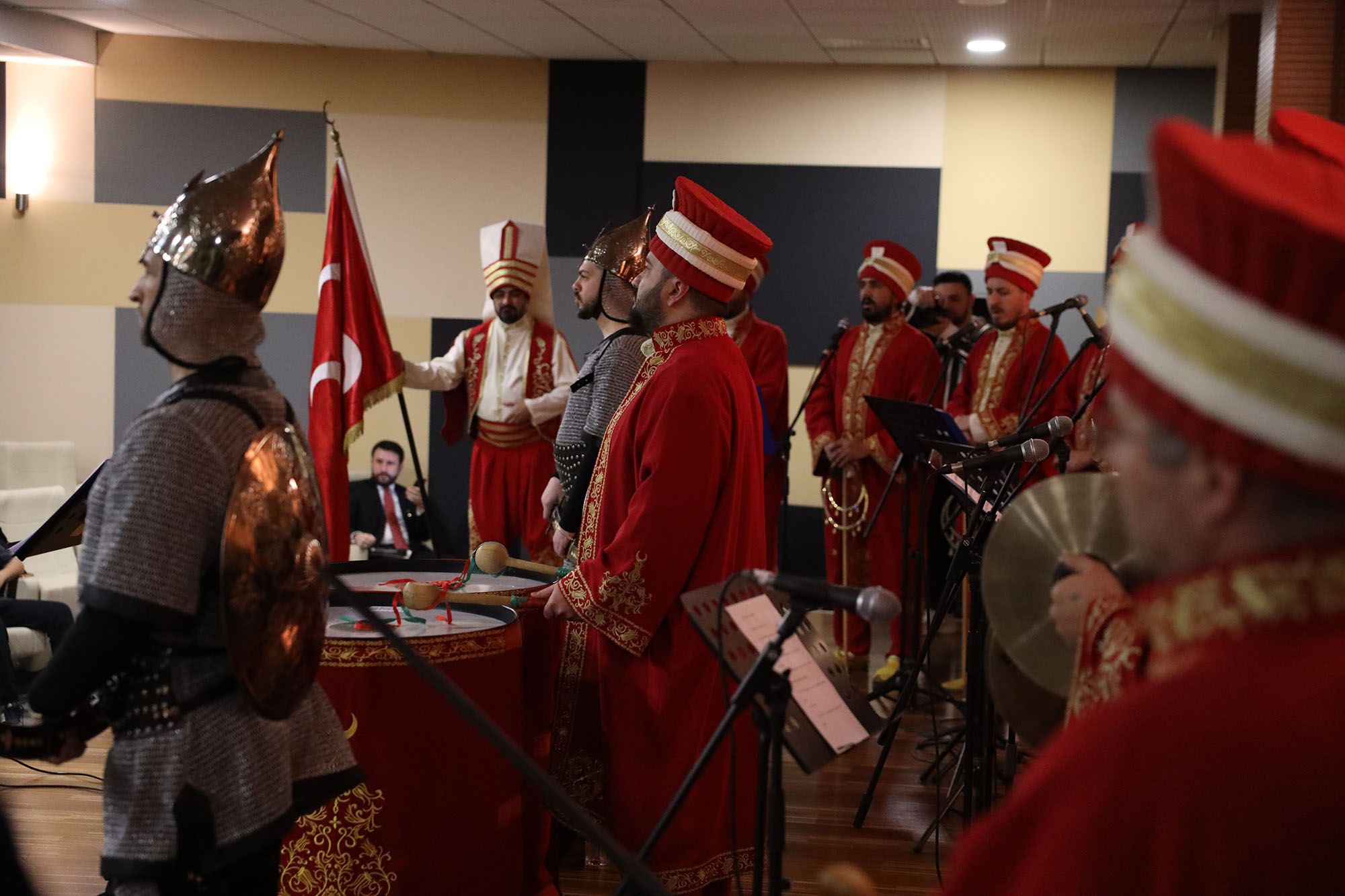 Mehter geleneği sahneye taşındı