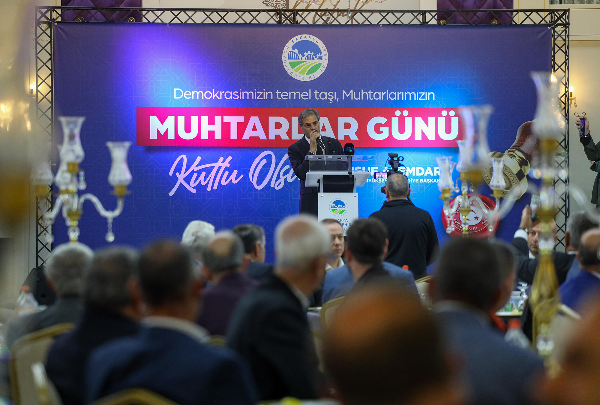 Yusuf Alemdar muhtarlarla buluştu: “Gören gözümüz, duyan kulağımız ve hisseden kalbimizsiniz” 