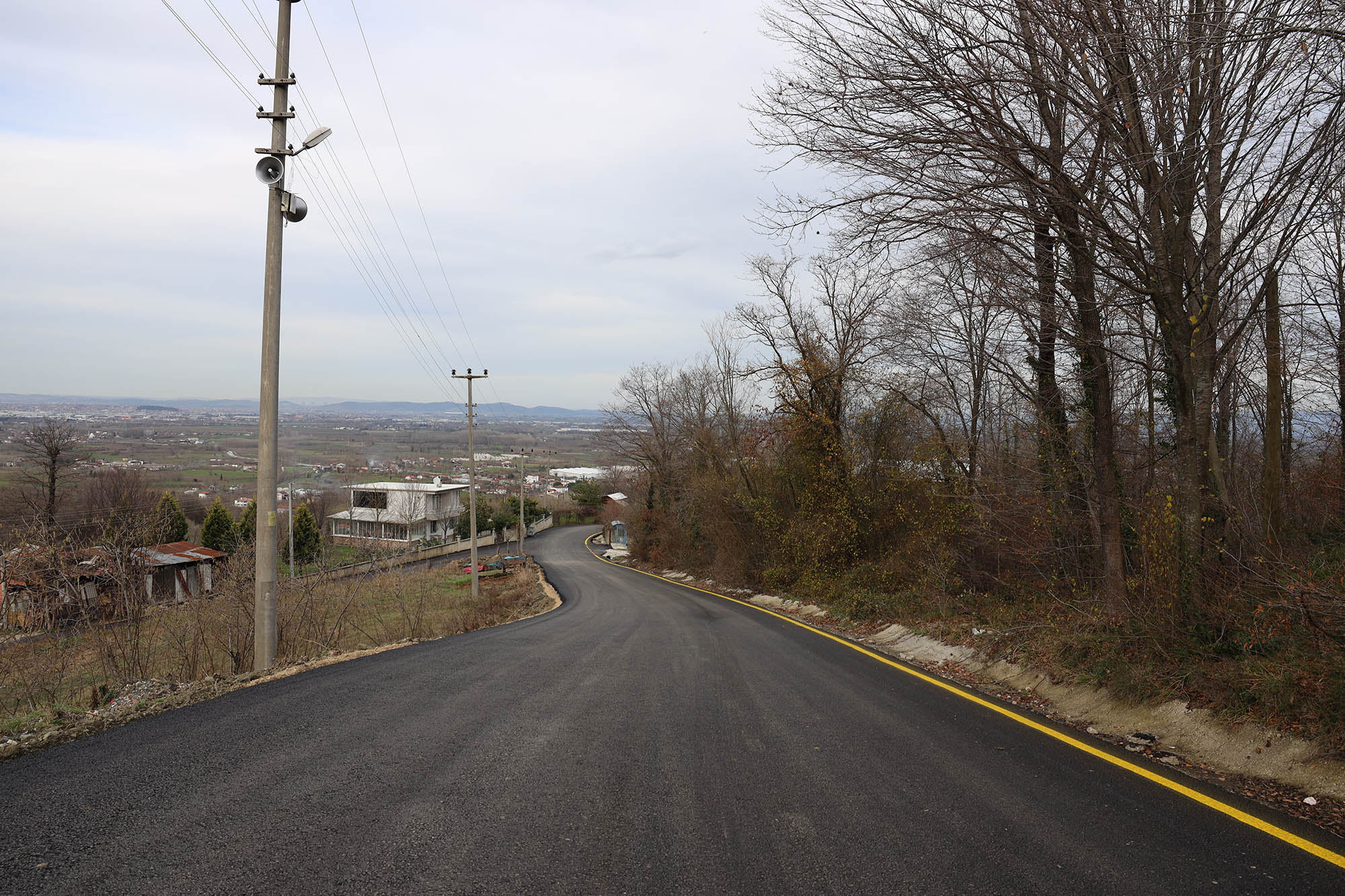 Erenler Tepe Mahallesi sakinlerinden Büyükşehir’e asfalt teşekkürü