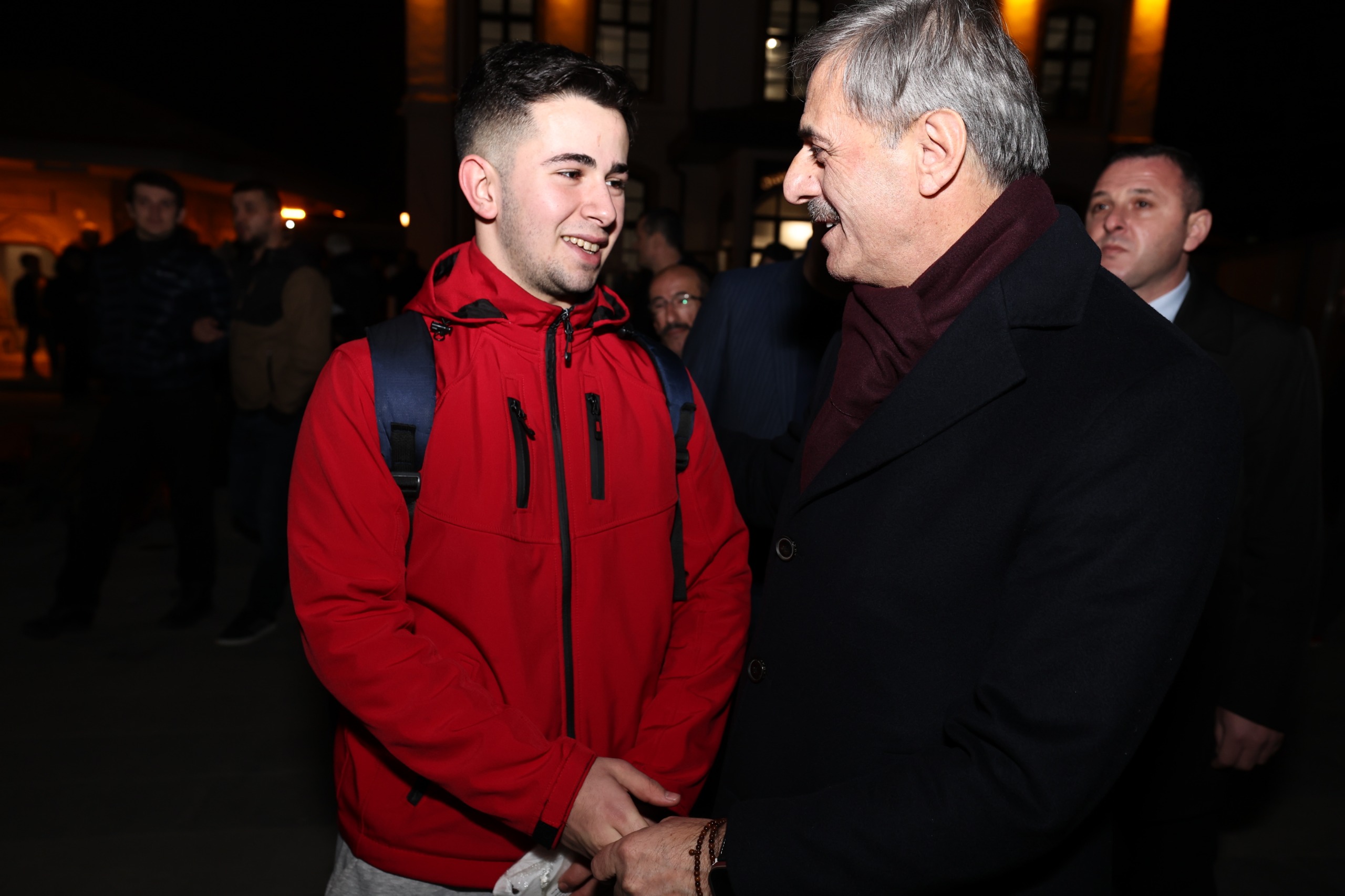 “Bayrama birlik ve sağlık içinde kavuşalım”