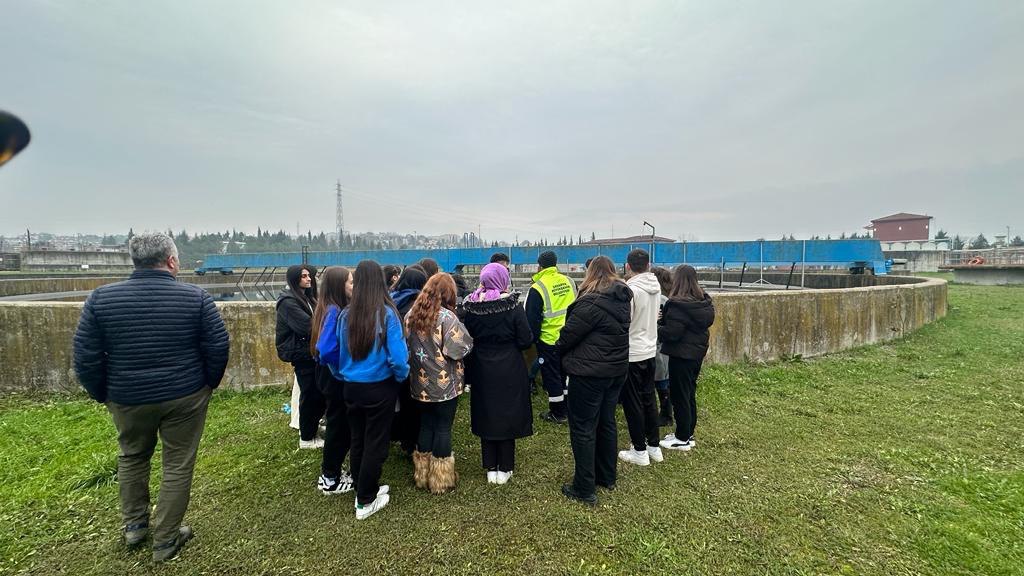 Öğrenciler Büyükşehir’in tesisinde atık suyun yolculuğuna tanıklık etti