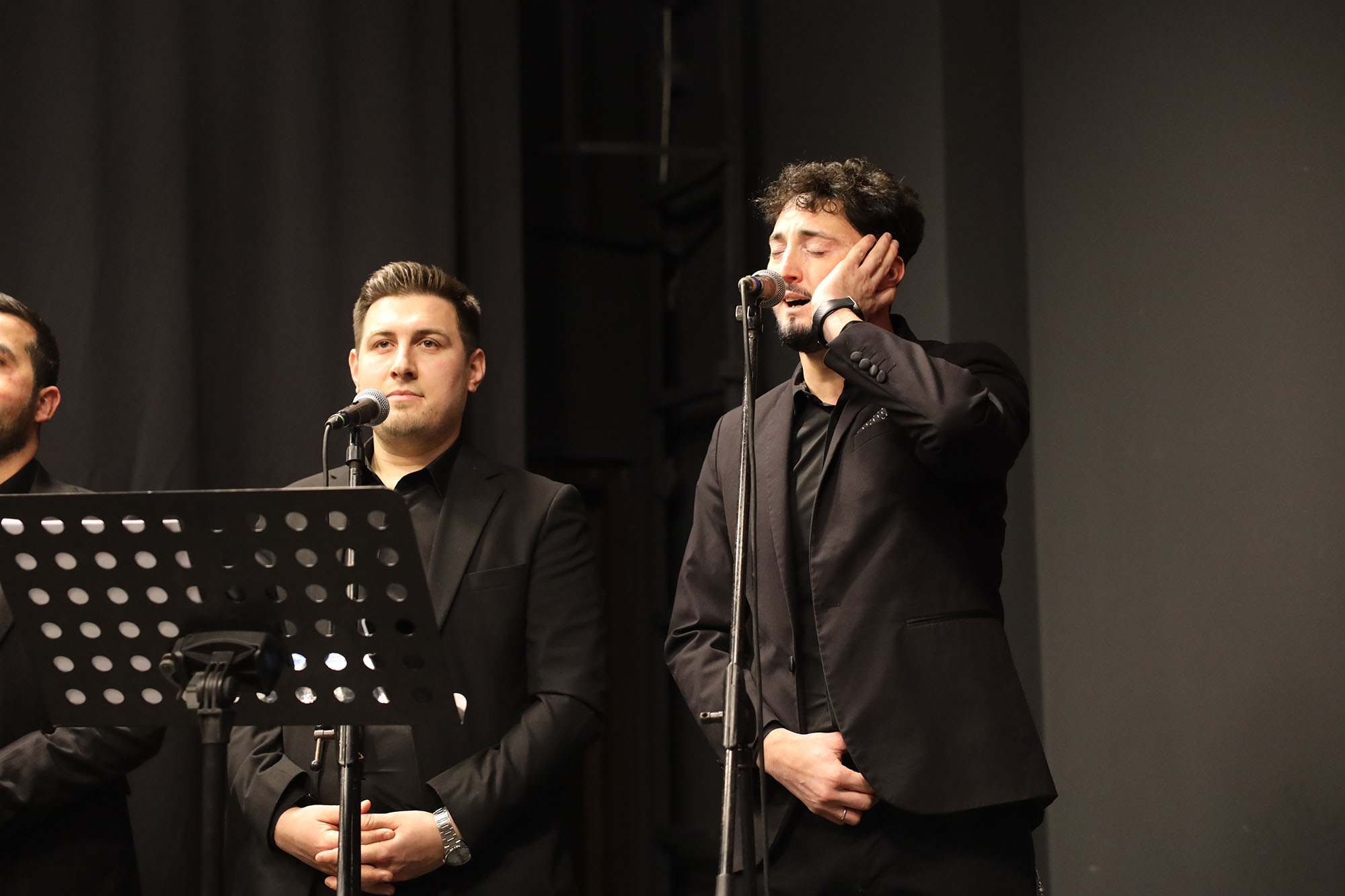 Ayasofya geleneğinden gelen ilahi nağmeler Sakaryalılarla buluştu