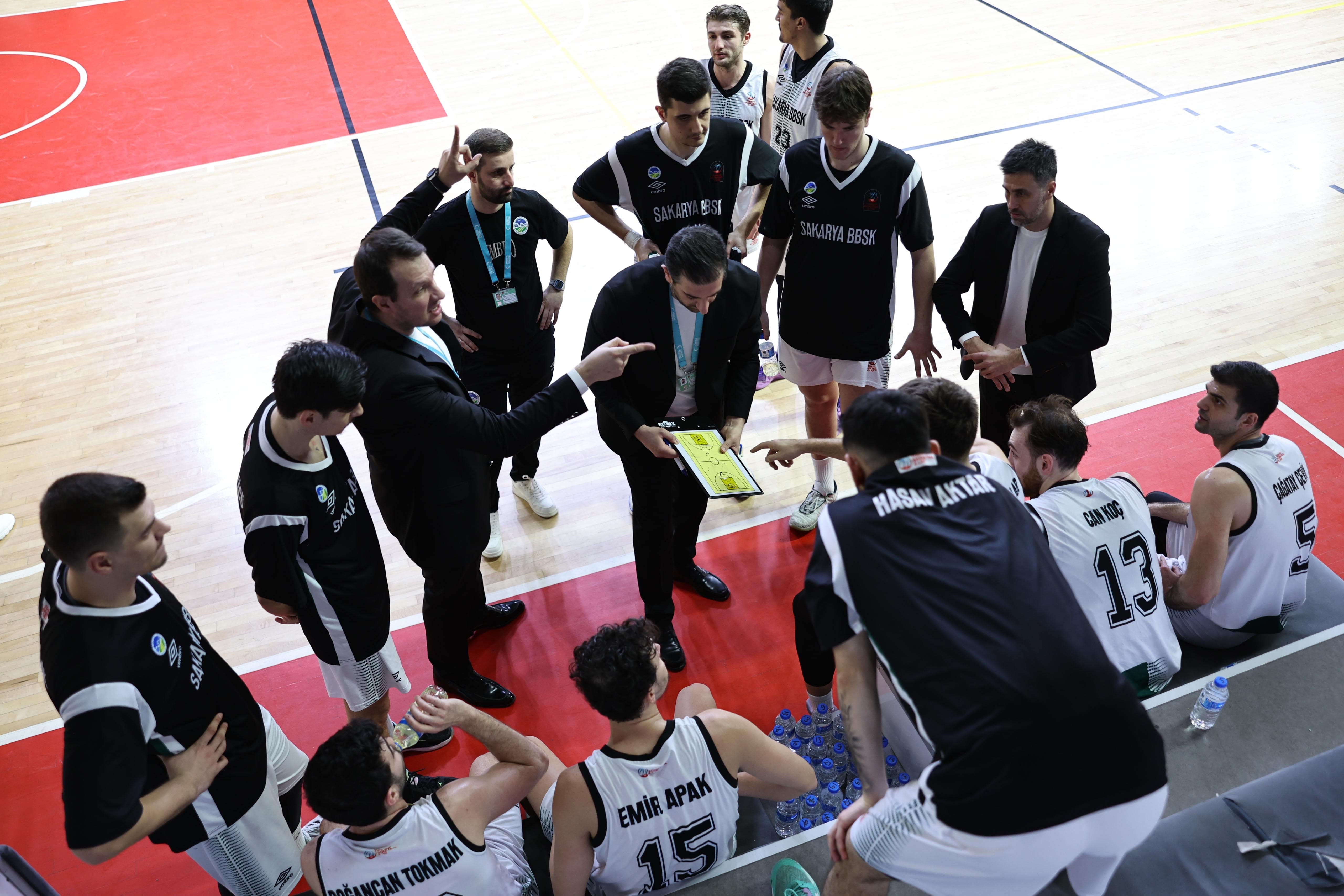 Büyükşehir Basketbol İstanbul’da seriyi sürdürmek istiyor