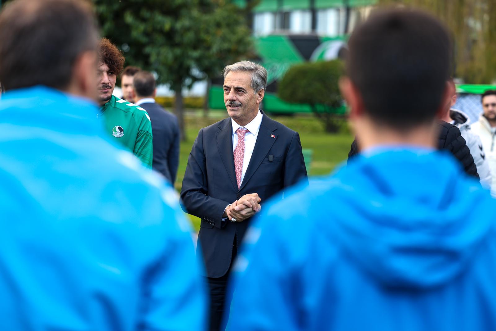 “Hep birlikte Sakaryaspor’un yanında olmaya devam edeceğiz”