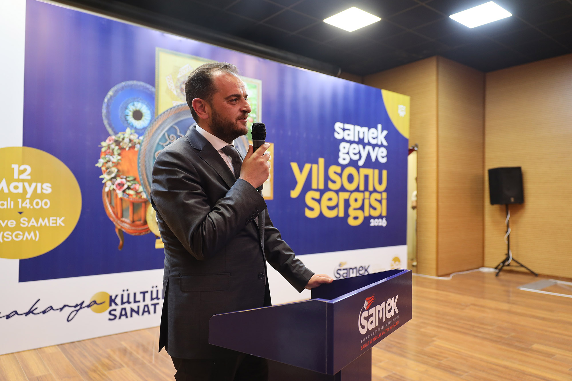 SAMEK’in yıl sonu sergileri Geyve’de başladı