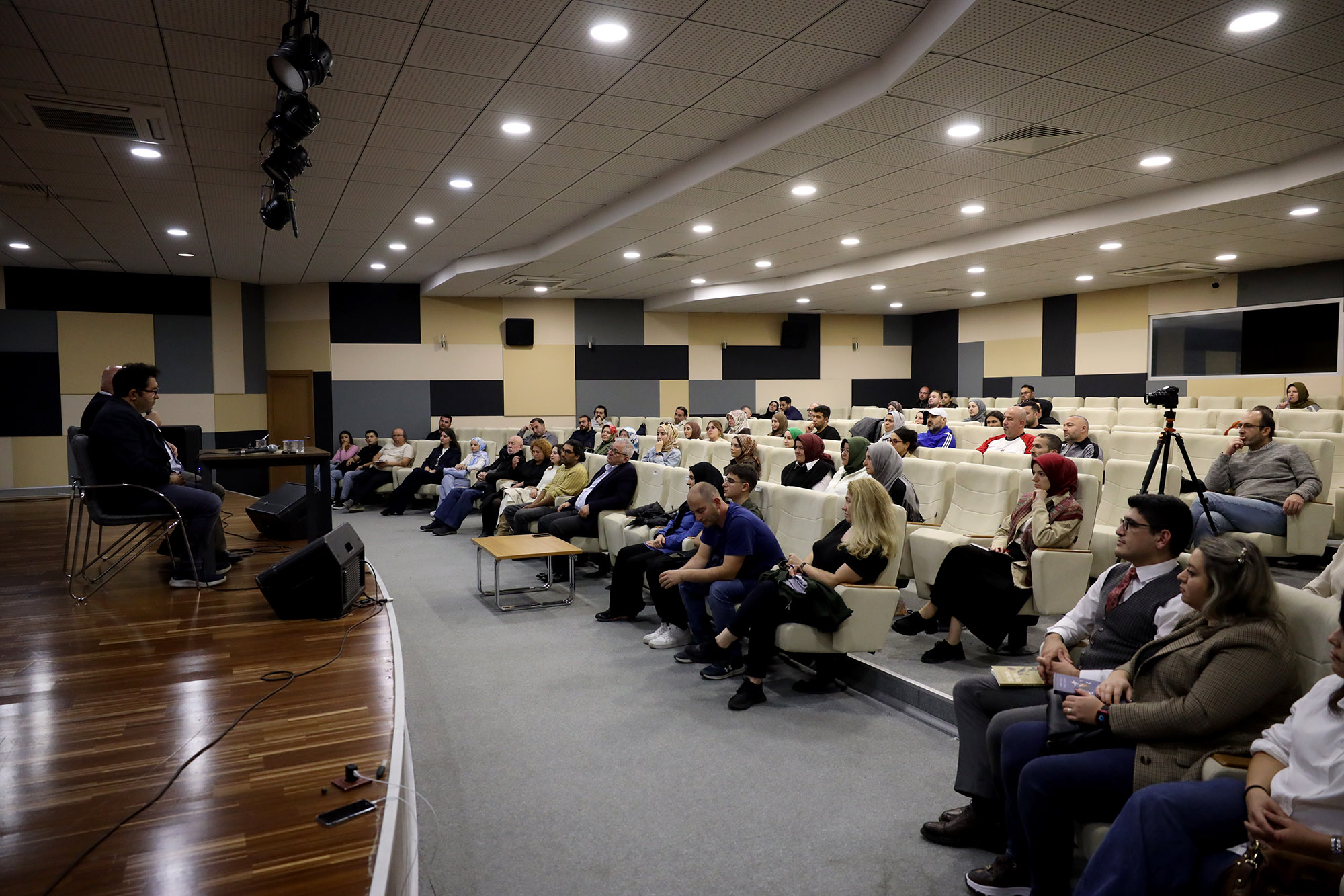 Büyükşehir Tarih Atölyesi Prof. Dr. Ahmet Taşağıl’ın konuk olduğu programla başladı