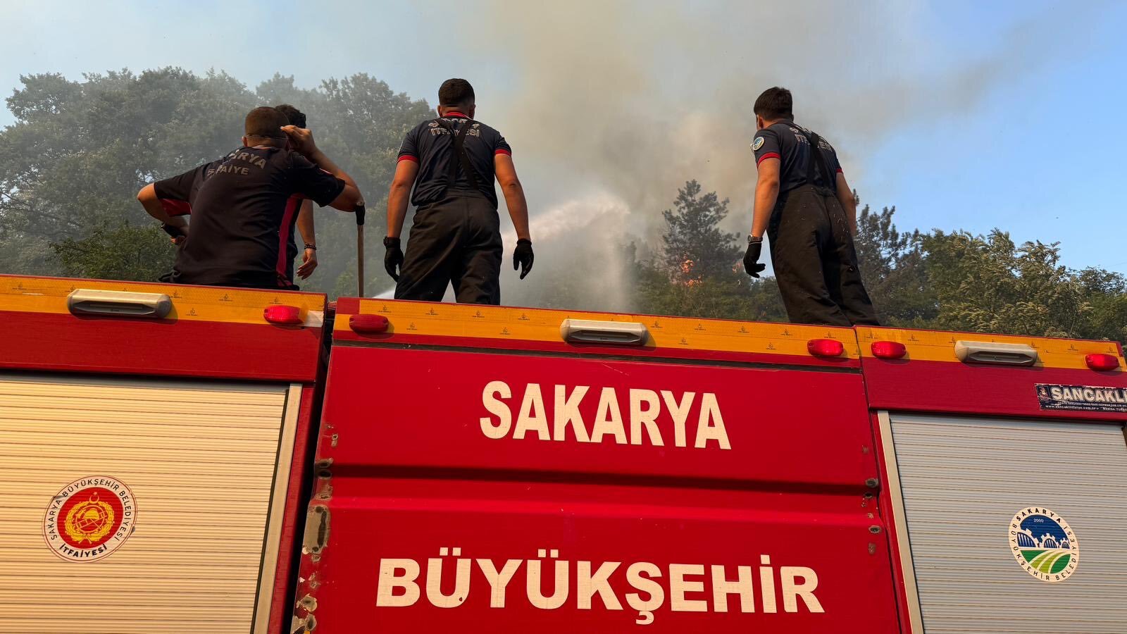 Büyükşehir'in ateş savaşçılarının zorlu 4 günü