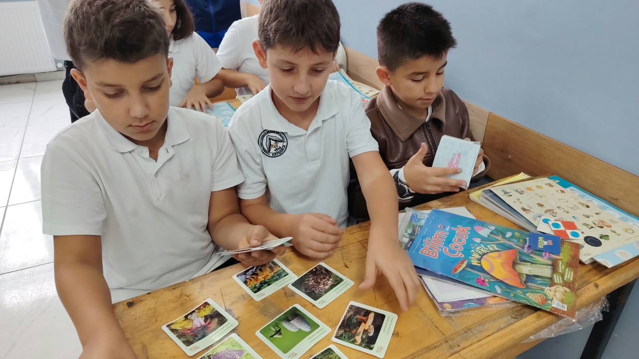 Bilim Tohumları kırsal mahallelerde çocuklarla buluşmaya devam ediyor