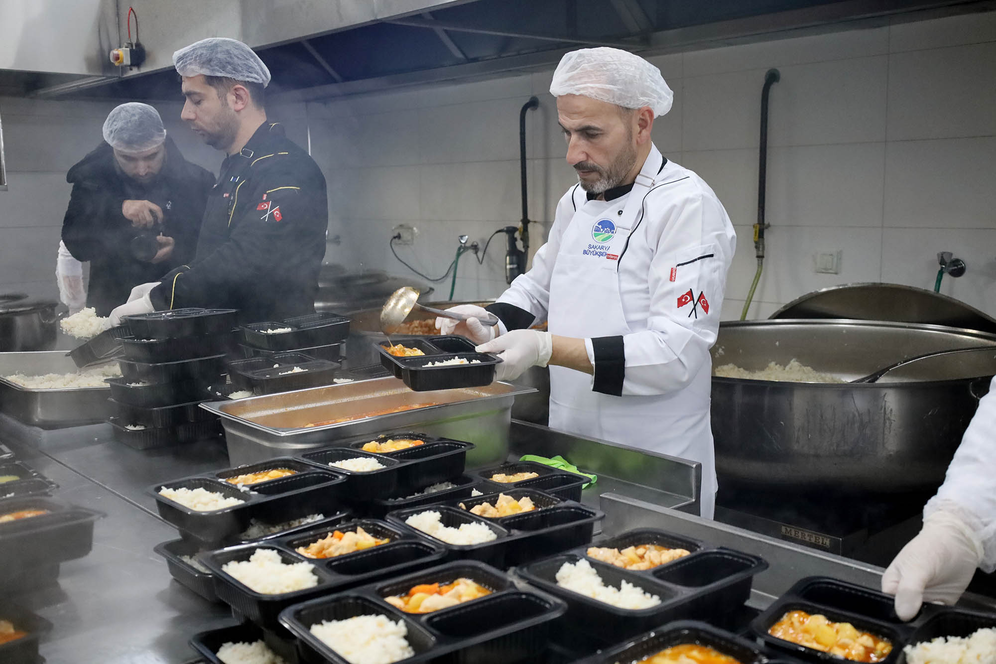 Büyükşehir aşevi Ramazan boyunca vatandaşların yanında olacak
