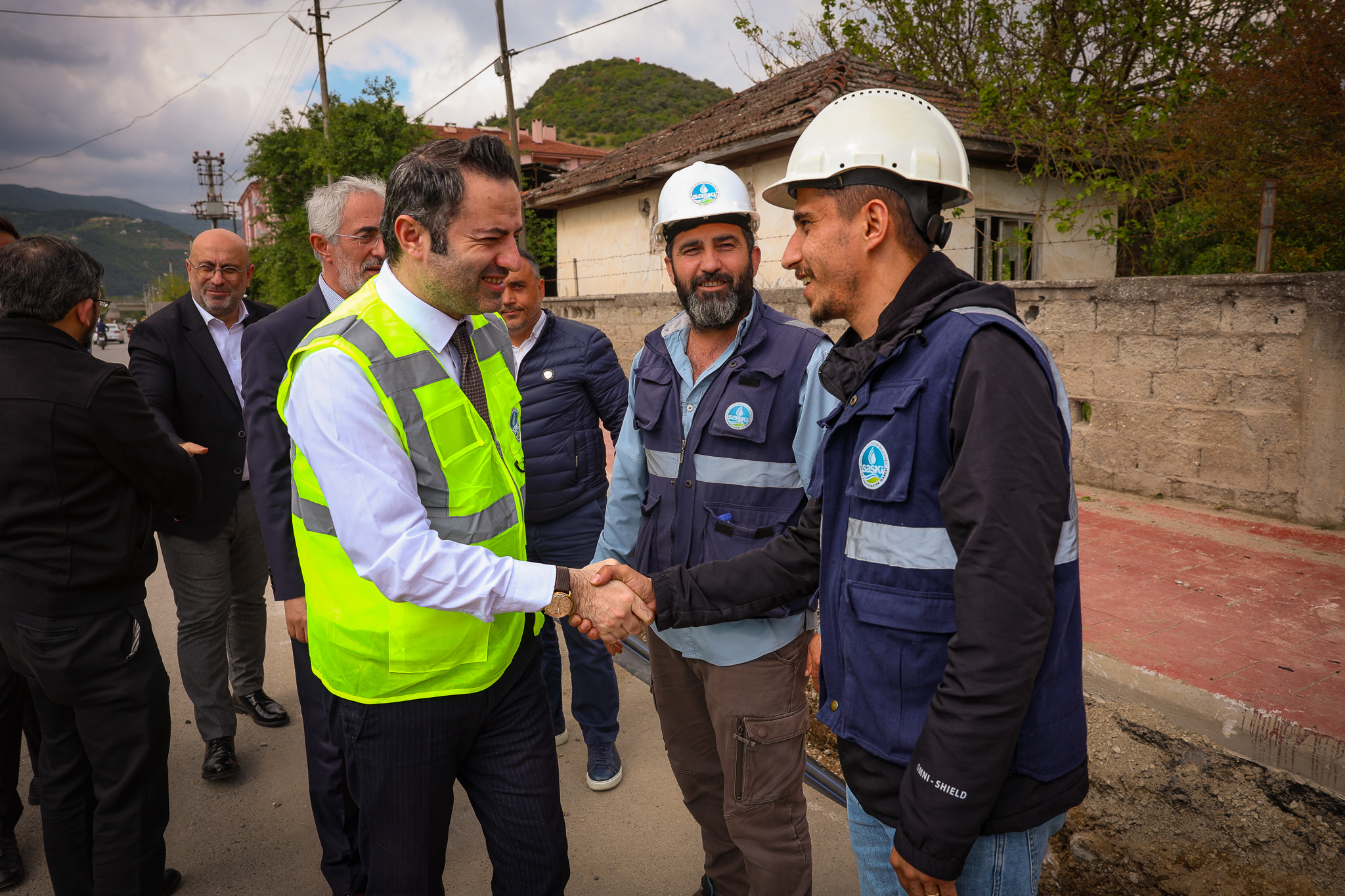 Geyve’de yenilenen 2 bin 500 metrelik hat ile su kayıpları önleniyor