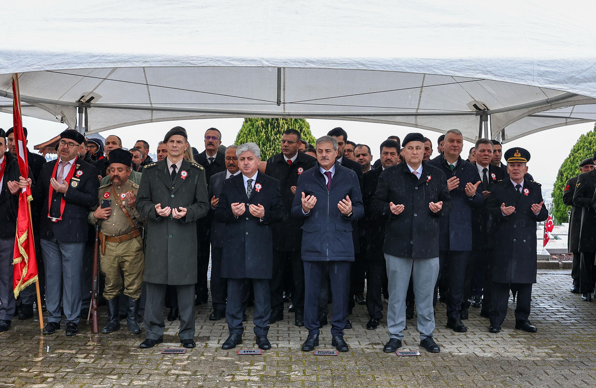 “Çanakkale’de yazılan destan, milletimizin azim ve iradesinin en güçlü kanıtıdır”