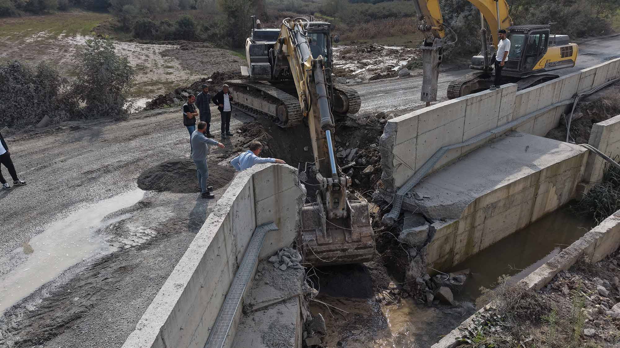 Büyükşehir’den Değirmencik’te yaşanan taşkın sorunlarına kalıcı çözüm