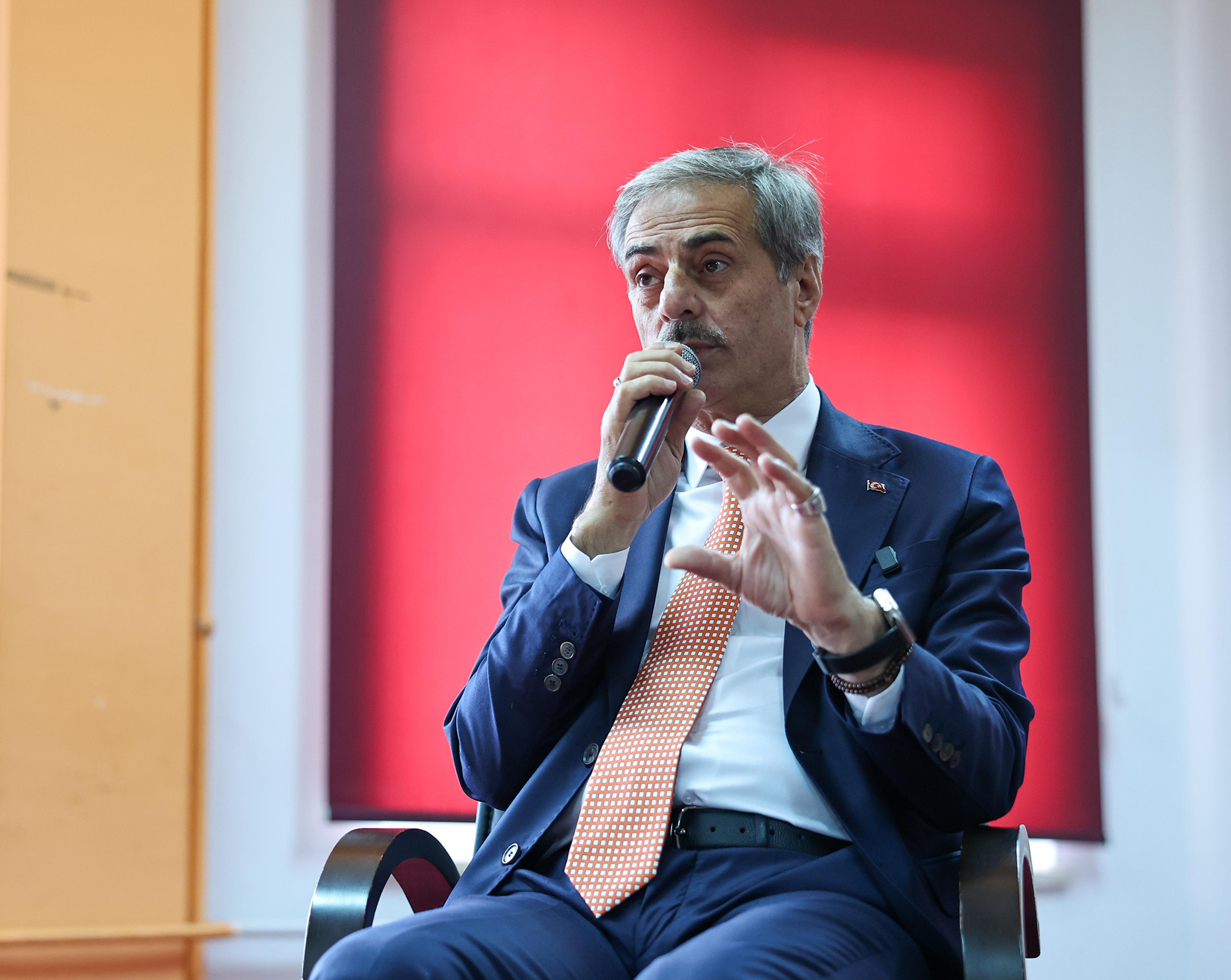 Sakarya gençliğine hizmet edecek eserleri bir bir hayata geçiriyoruz