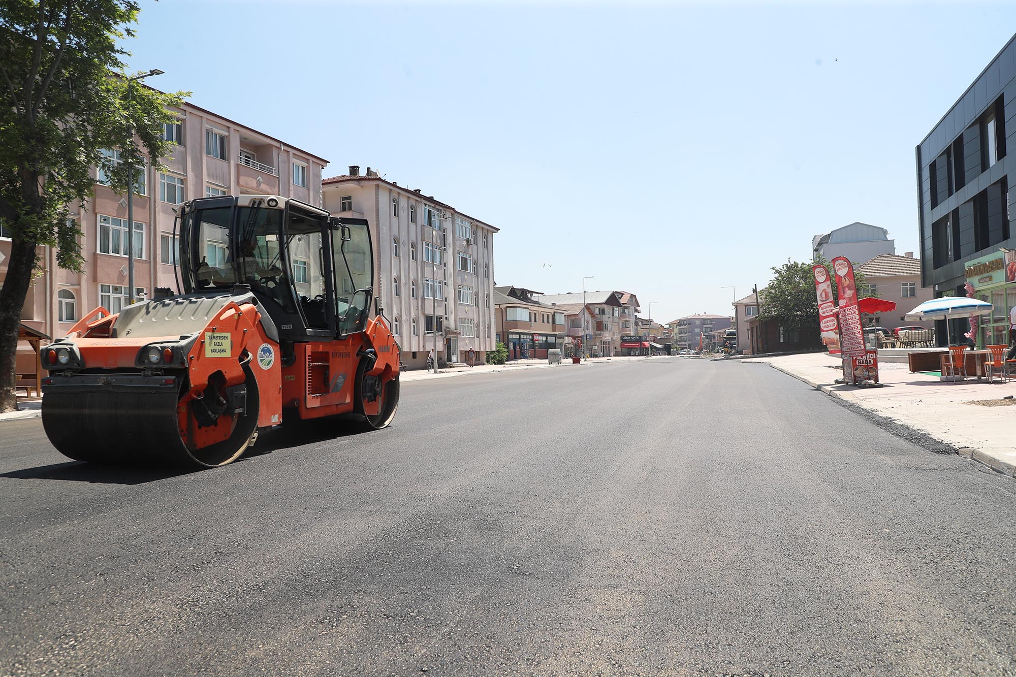 Şehit Mehmet Karabaşoğlu Caddesi yepyeni yüzüyle hizmette