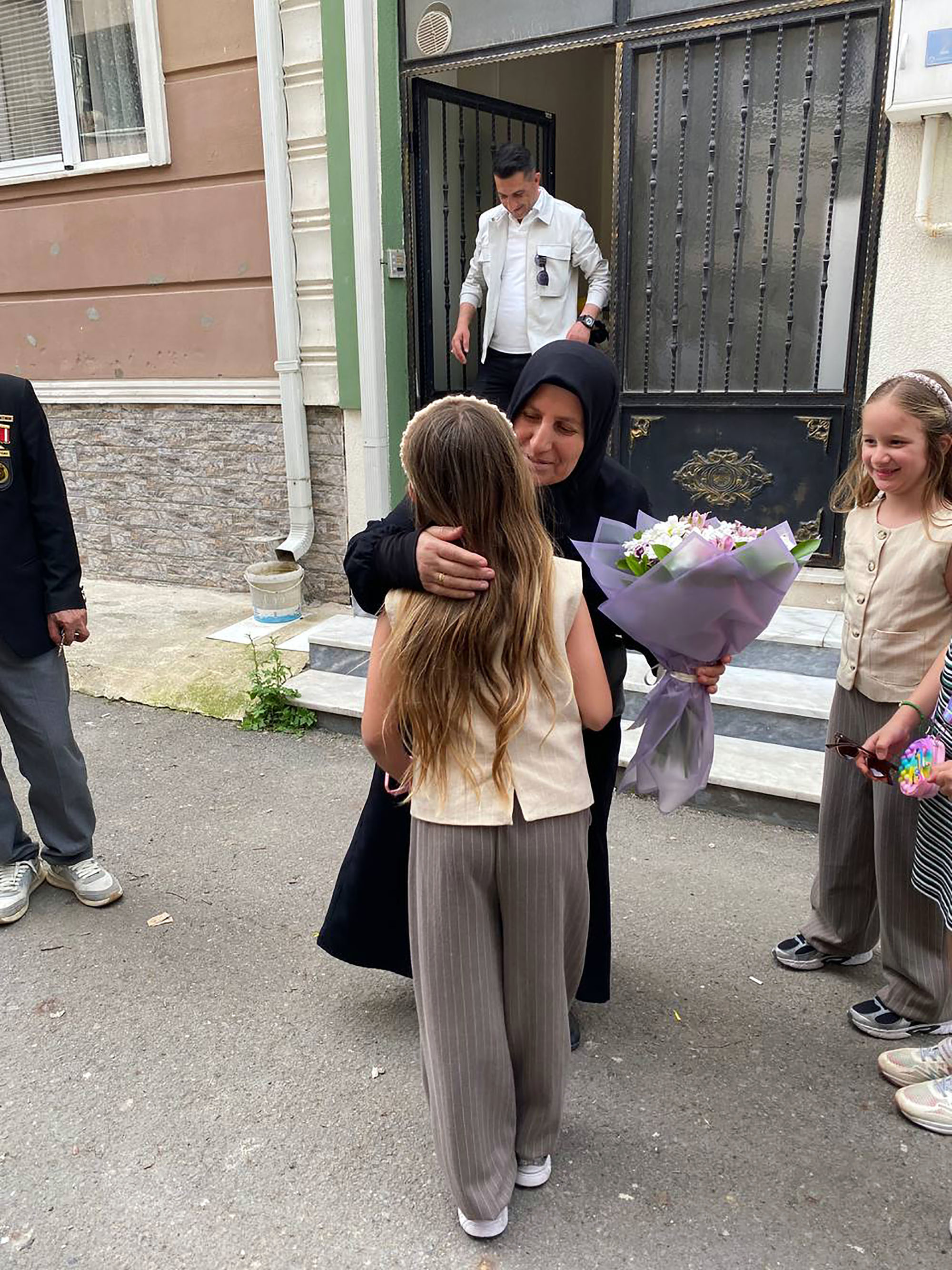Büyükşehir’den şehit annelerine anlamlı ziyaret
