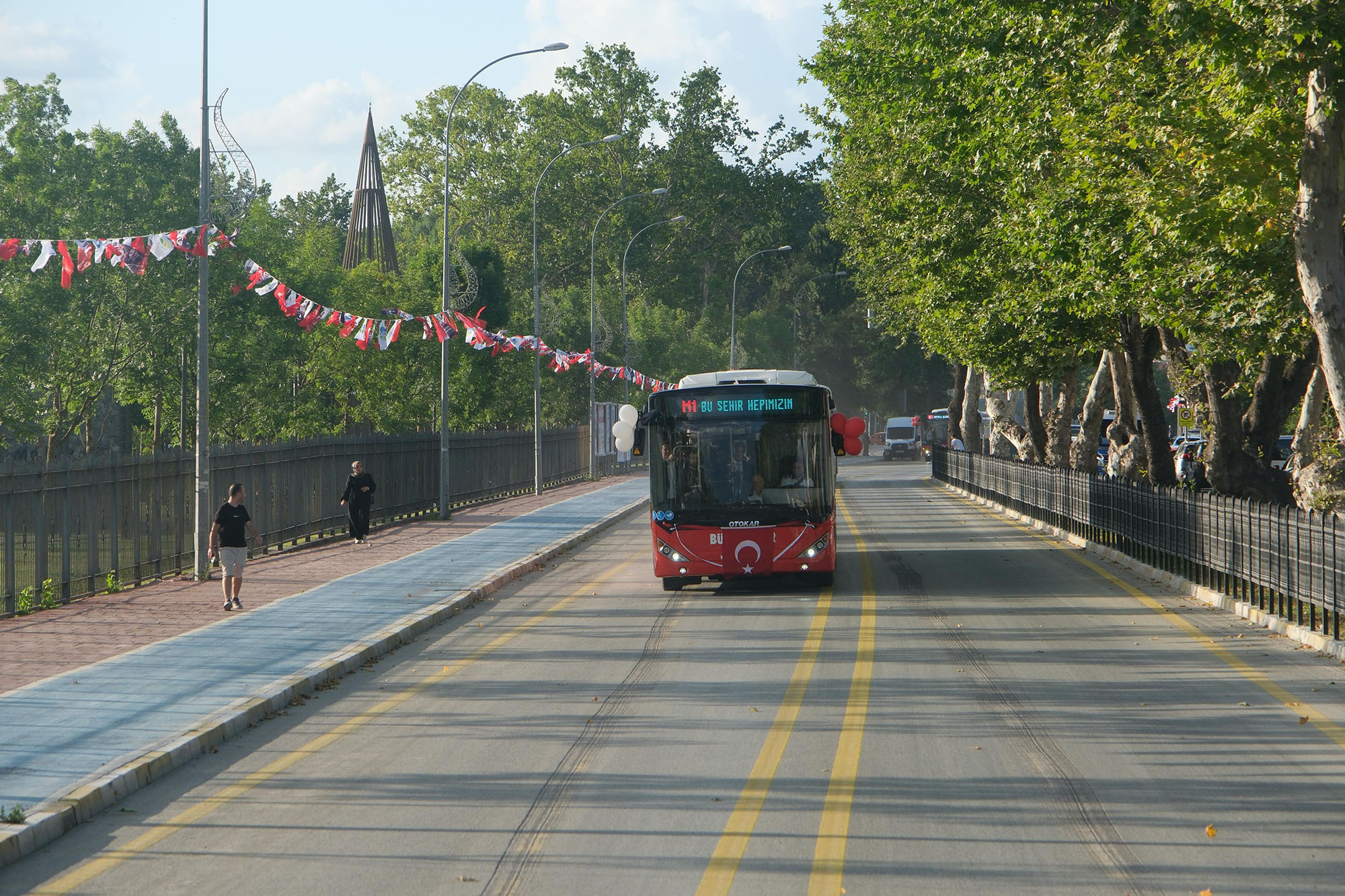 Metrobüsler Yusuf Alemdar’ın söz verdiği tarihte Sakarya yollarında