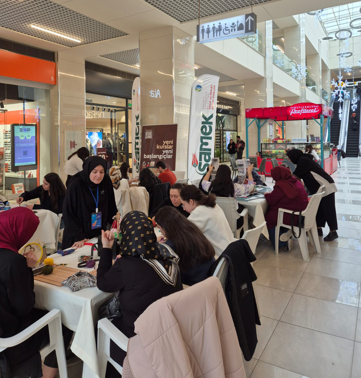 SAMEK’lerle sanat alışveriş merkezlerine taşındı