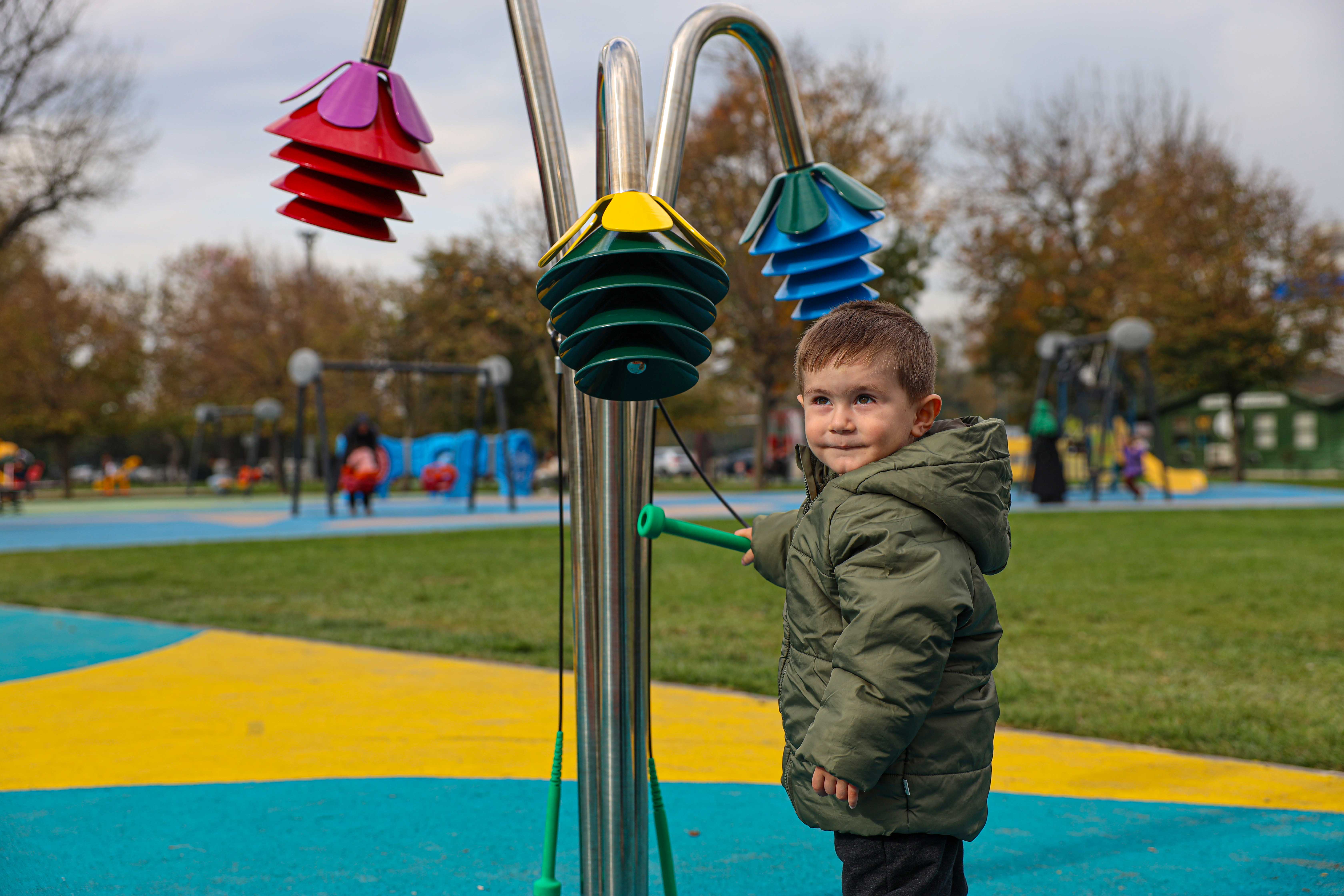 Büyükşehir interaktif oyun alanlarını tamamladı