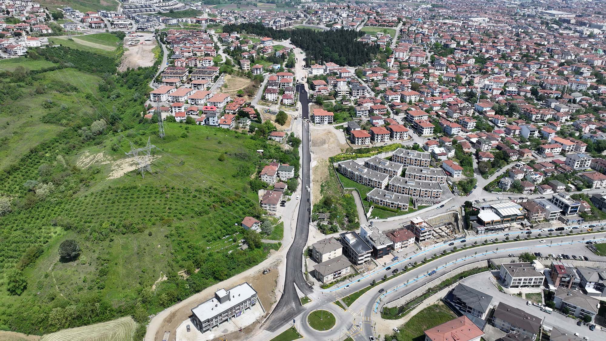 Serdivan’da sürücülere nefes aldıracak yeni kaçış güzergahı açılıyor: Asfalt işlemi başladı