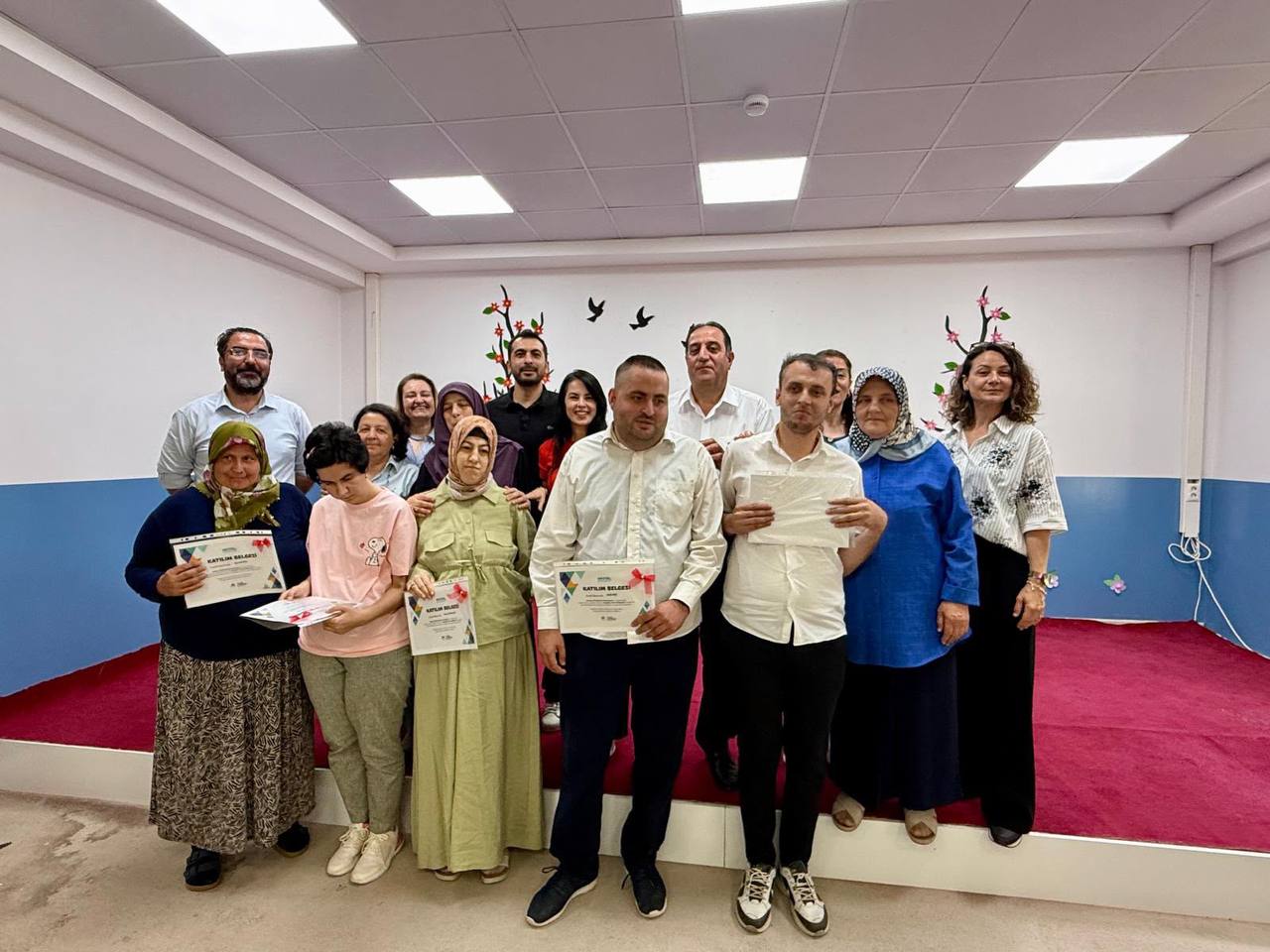 Engelsiz Hobi Atölyelerinde karne sevinci yaşandı