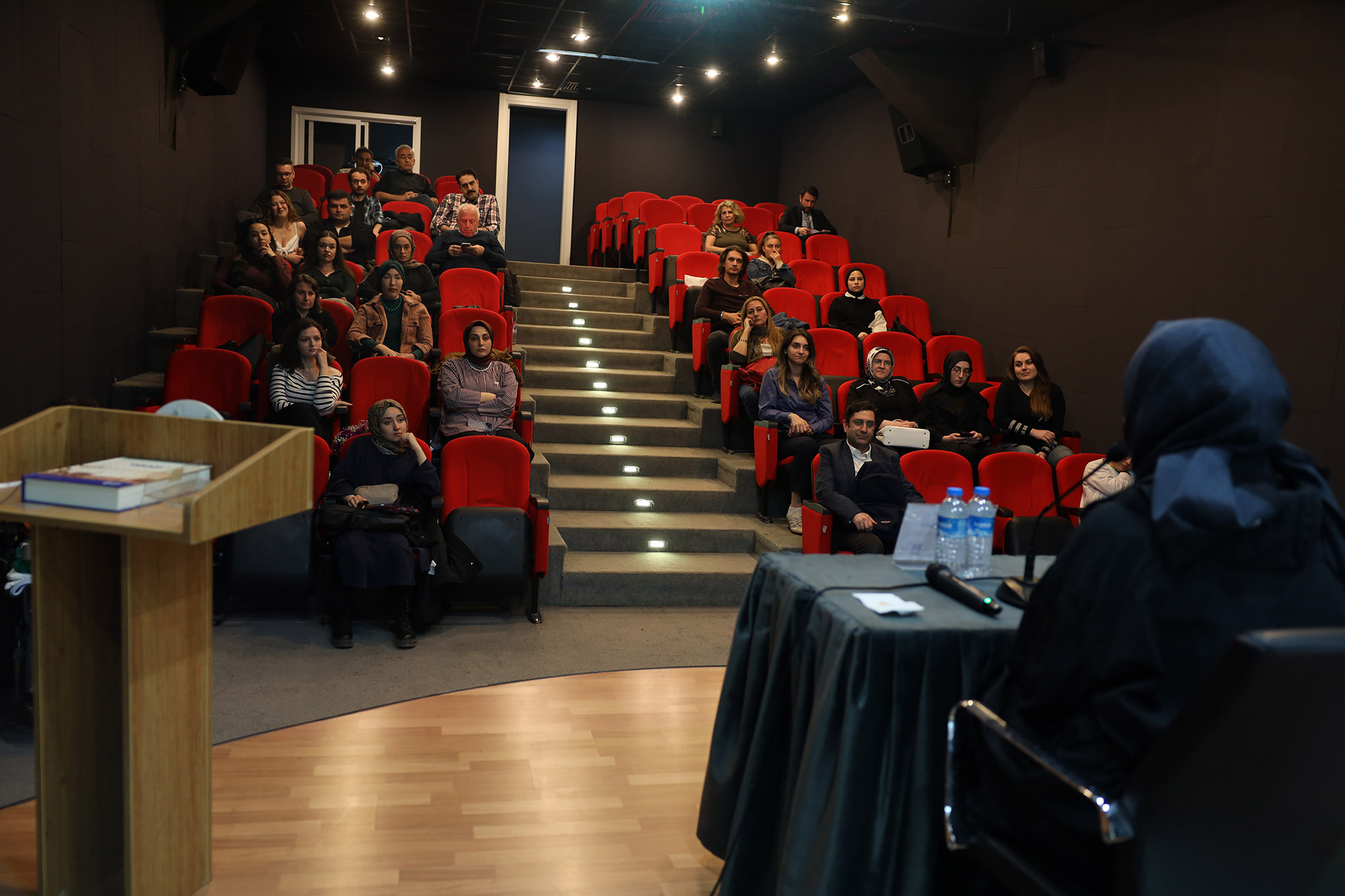 Nisan takviminde sinema gecesi: “Gülizar” OSM’de beğeni topladı