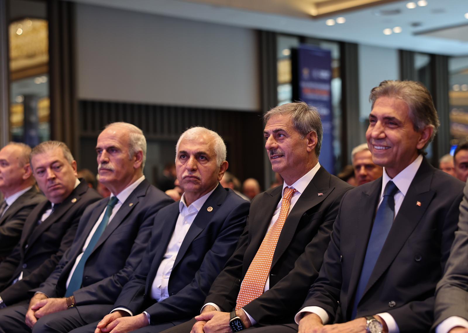 16 şehir, 111 belediye başkanıyla AK Parti’nin hizmet neferleri Sakarya’da