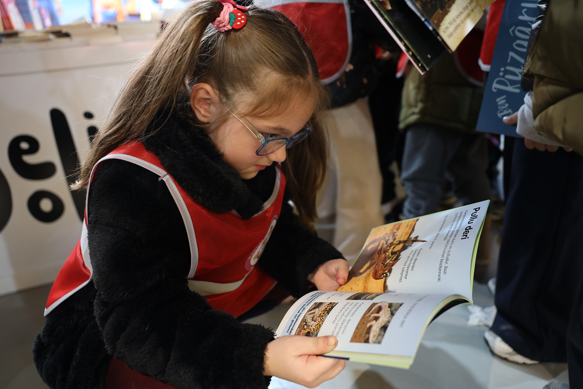 Sakarya Çocuk Edebiyatı Fuarı’na akın ediyor: 2 günde rekor katılım