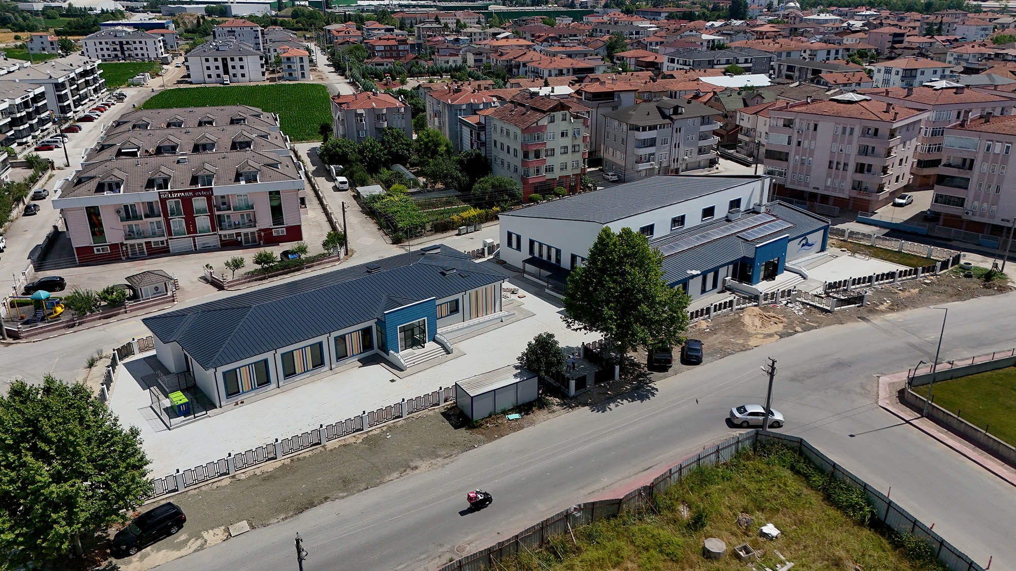 Arifiye Gençlik Merkezi ve Yüzme Havuzu’nda son viraj
