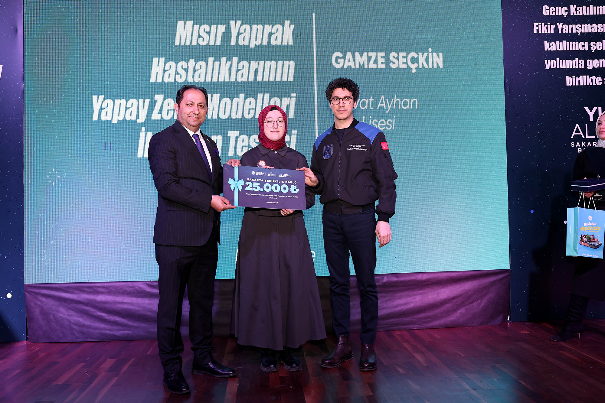 “Uzaydan dünyayı görmek tarifsizdi”