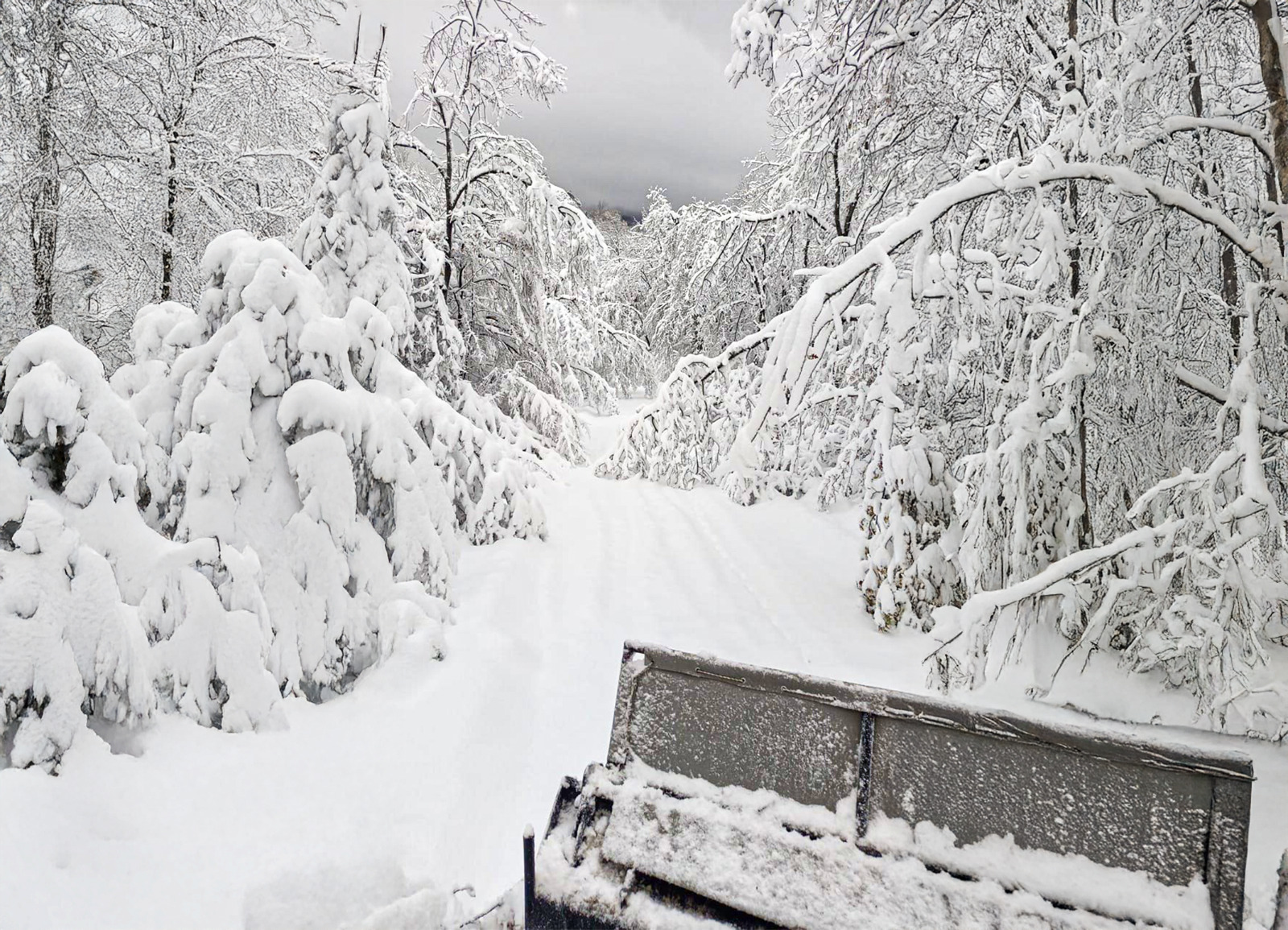 Büyükşehir’den güncel kar raporu: 31 yol açıldı, 4’ünde çalışma sürüyor