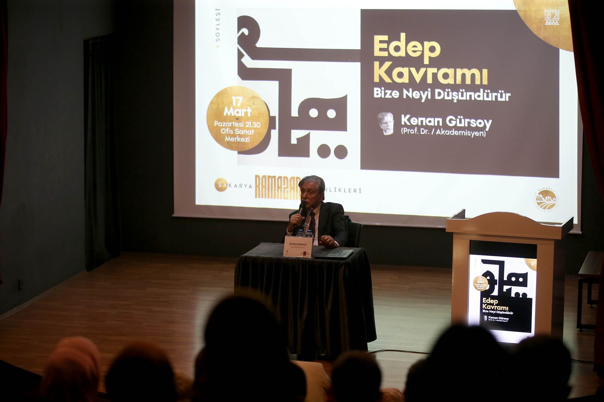 OSM’de kültür ve sanatla dolu bir Ramazan akşamı: “Edep sadece davranıştan ibaret değildir”